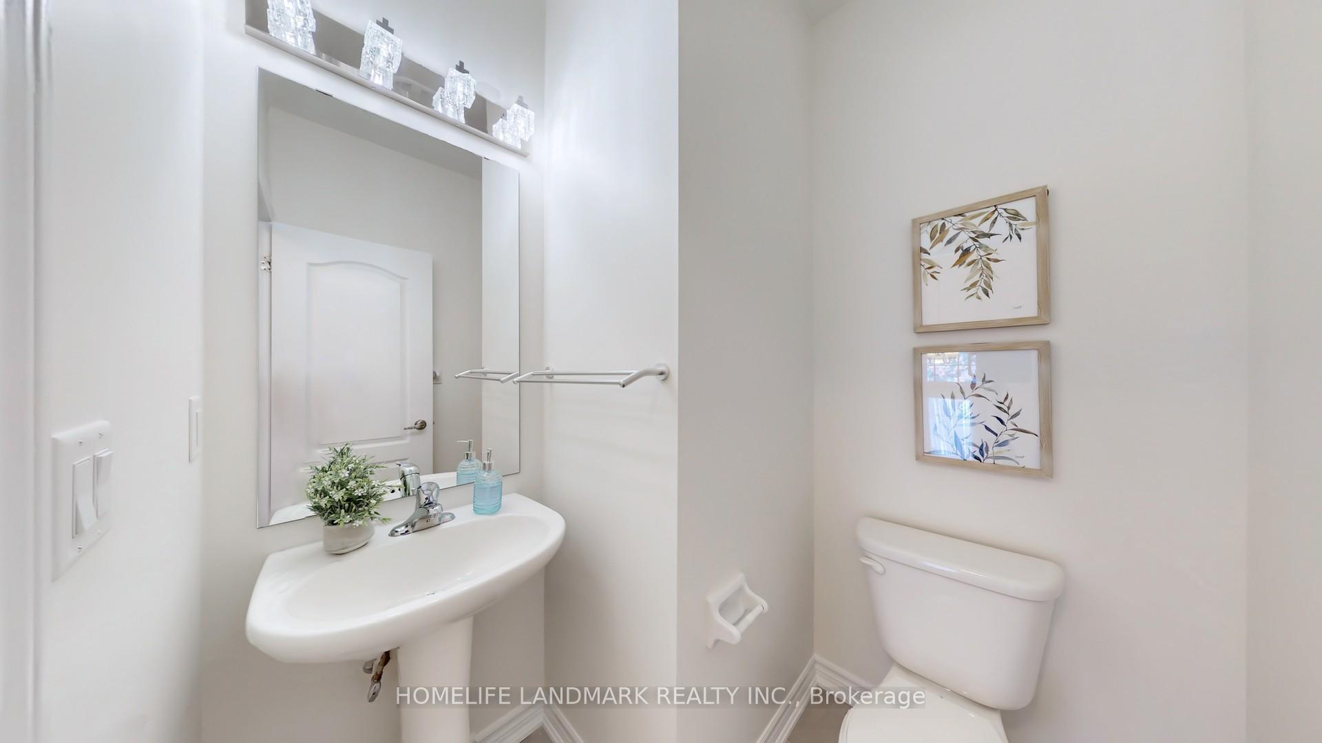 Photo 17 of 21 Etherington Way, Markham, Victoria Square — HOMEH