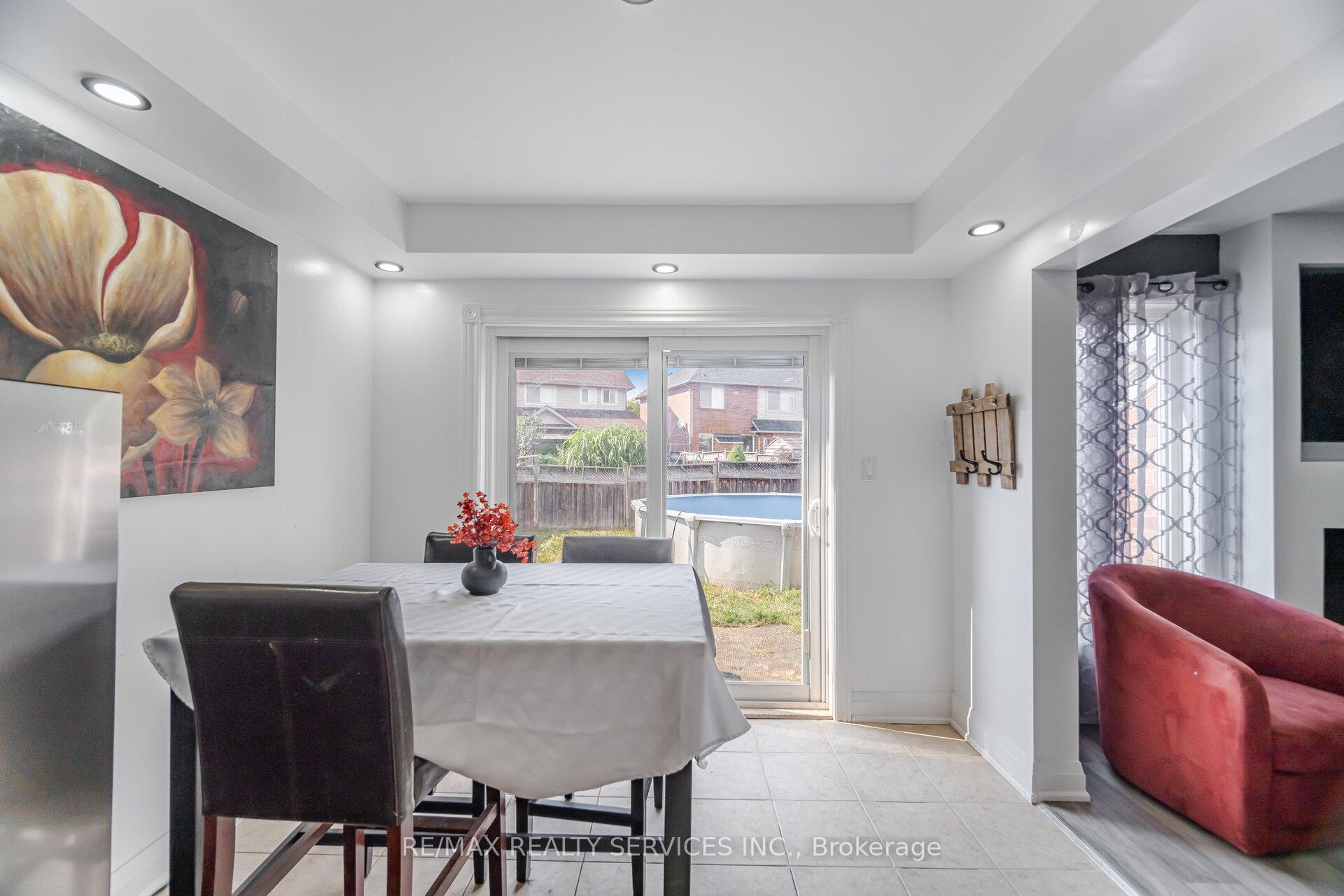 Photo 9 of 1297 Clark Boulevard, Milton, Beaty — HOMEH