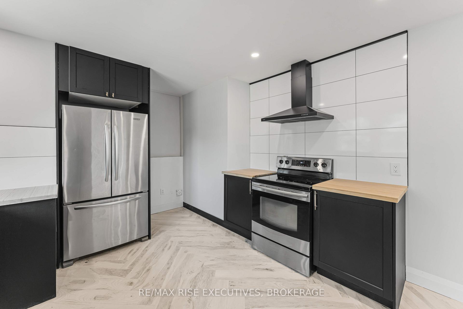Photo 12 of 1218 Johnson Street E, Kingston, Central City West — HOMEH