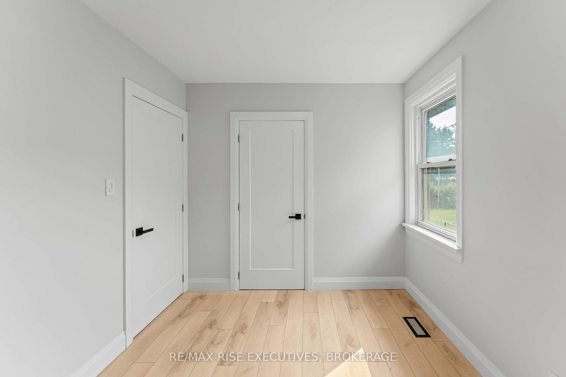 Photo 20 of 1218 Johnson Street E, Kingston, Central City West — HOMEH