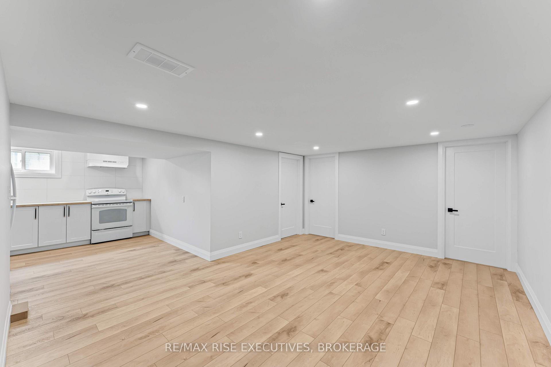 Photo 26 of 1218 Johnson Street E, Kingston, Central City West — HOMEH