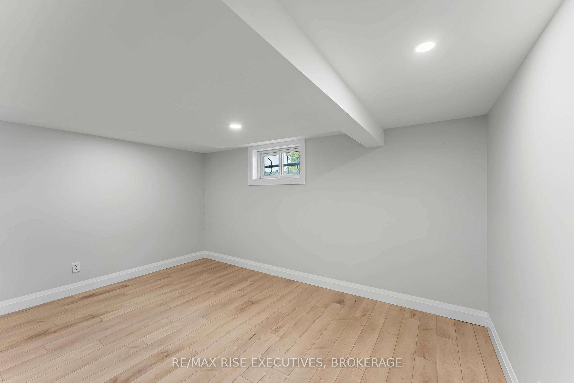 Photo 31 of 1218 Johnson Street E, Kingston, Central City West — HOMEH