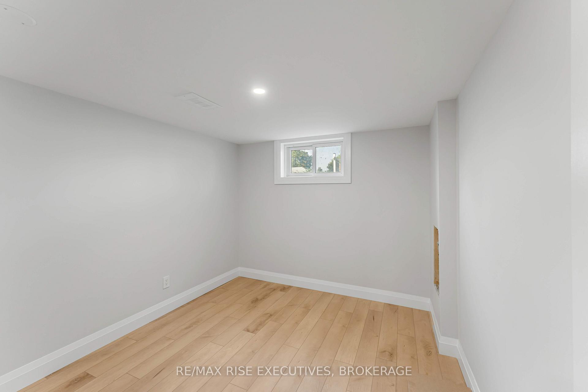 Photo 33 of 1218 Johnson Street E, Kingston, Central City West — HOMEH