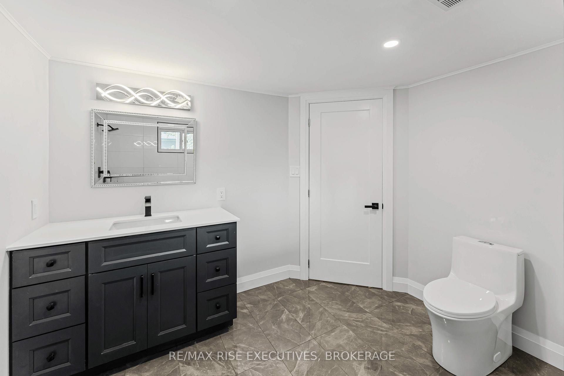 Photo 35 of 1218 Johnson Street E, Kingston, Central City West — HOMEH