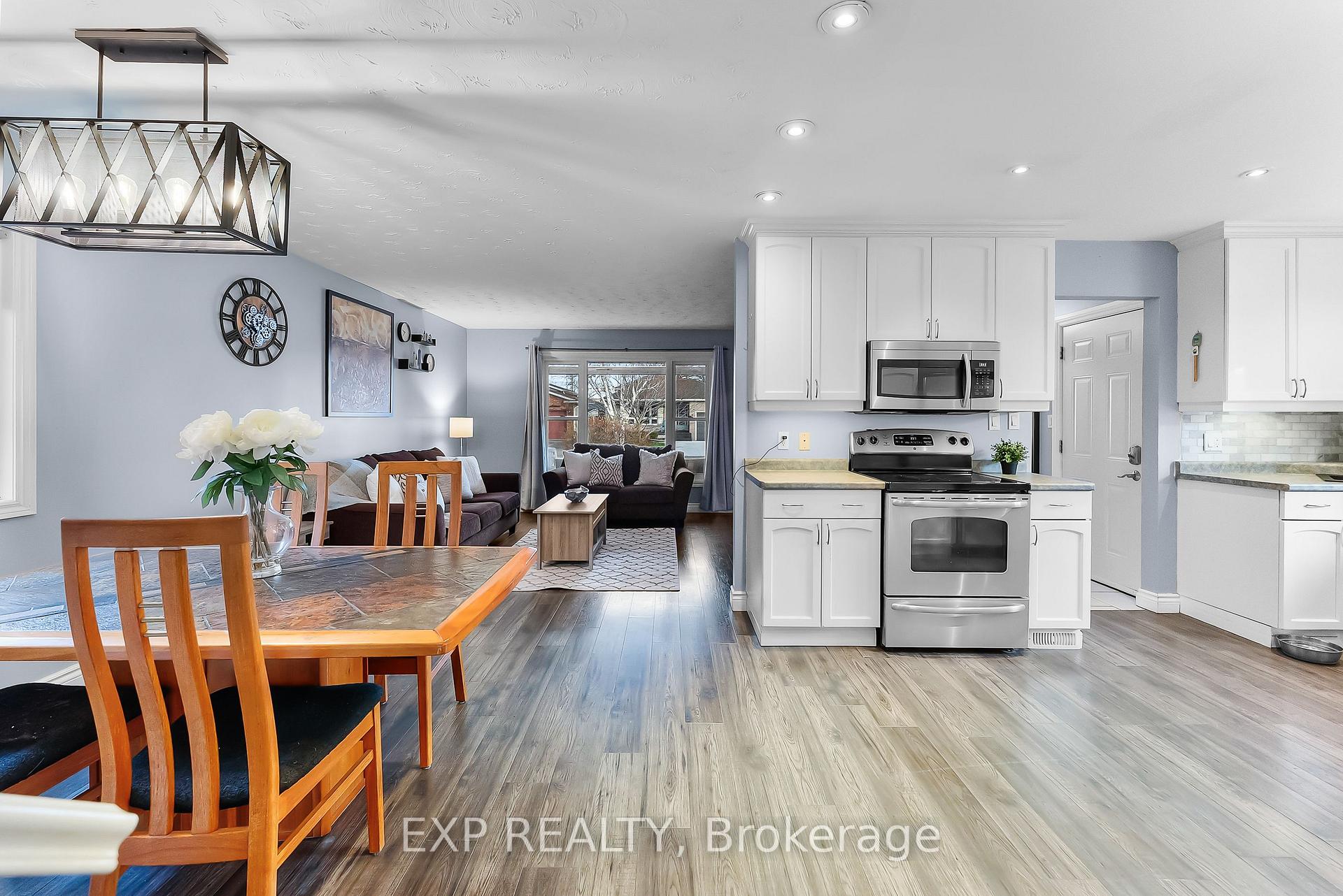 Photo 20 of 4487 Lee Avenue, Niagara Falls, Ascot — HOMEH