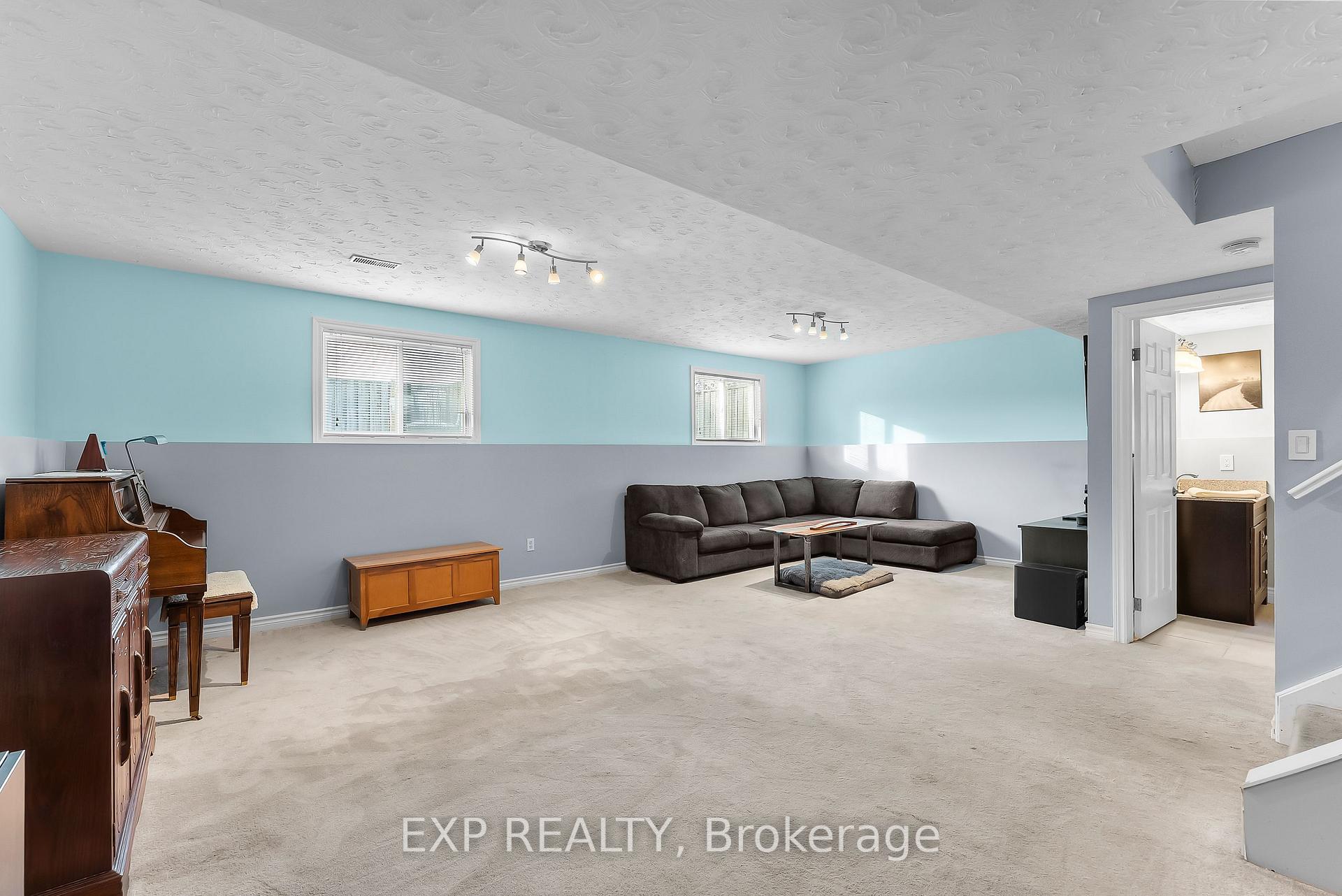 Photo 21 of 4487 Lee Avenue, Niagara Falls, Ascot — HOMEH