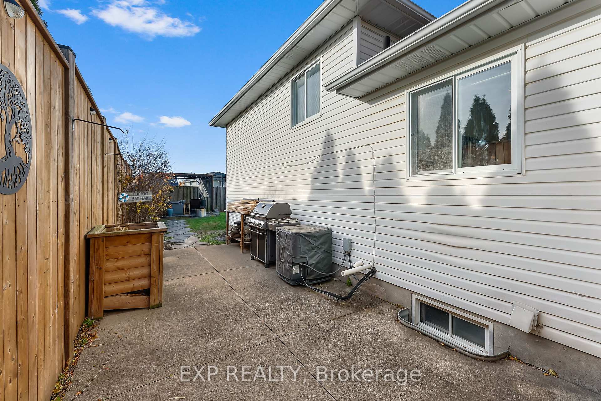 Photo 28 of 4487 Lee Avenue, Niagara Falls, Ascot — HOMEH