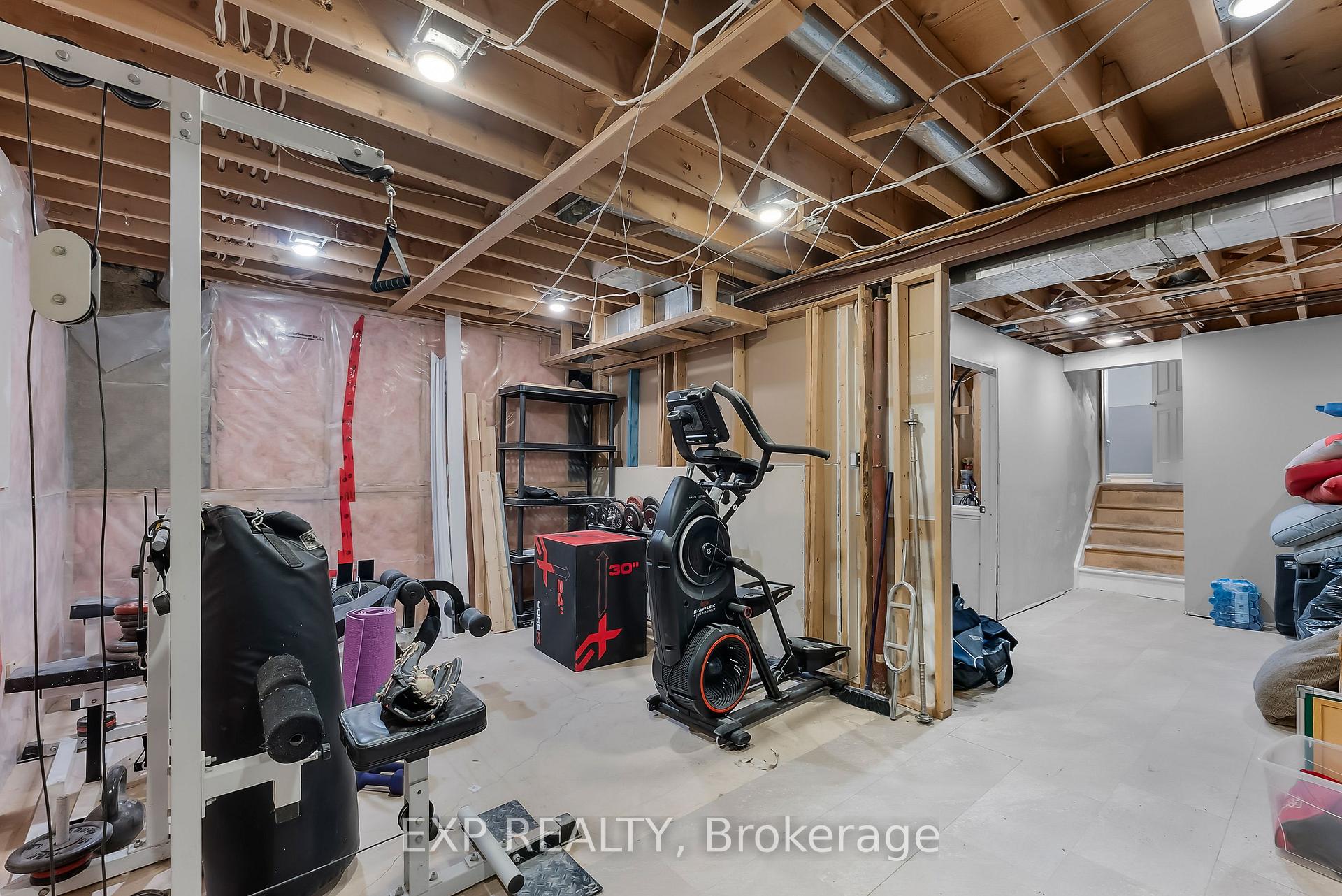 Photo 31 of 4487 Lee Avenue, Niagara Falls, Ascot — HOMEH