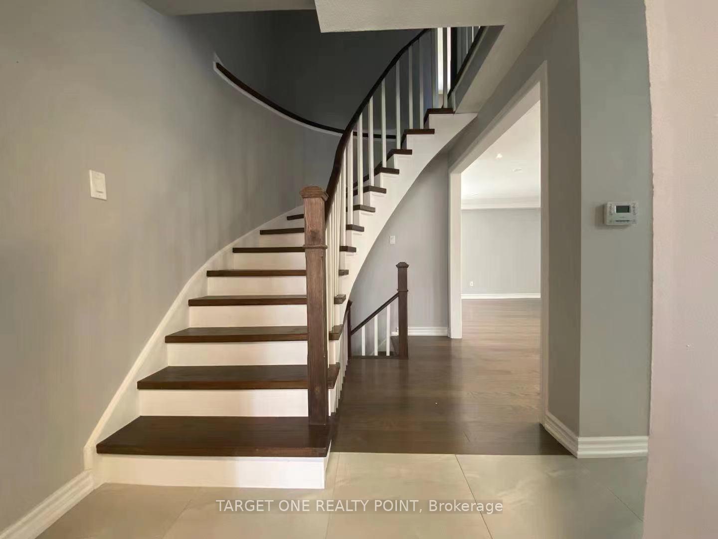 Photo 5 of 166 Trothen Circle, Markham, Markham Village — HOMEH