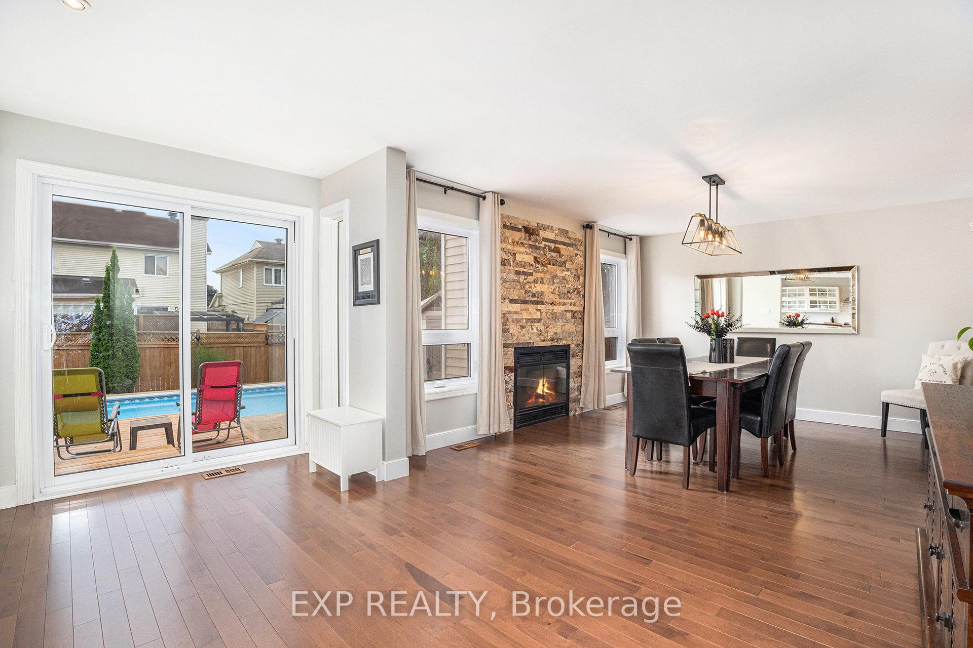 Photo 10 of 2010 Rolling Brook Drive, Ottawa, Chapel Hill South - Orleans Village — HOMEH