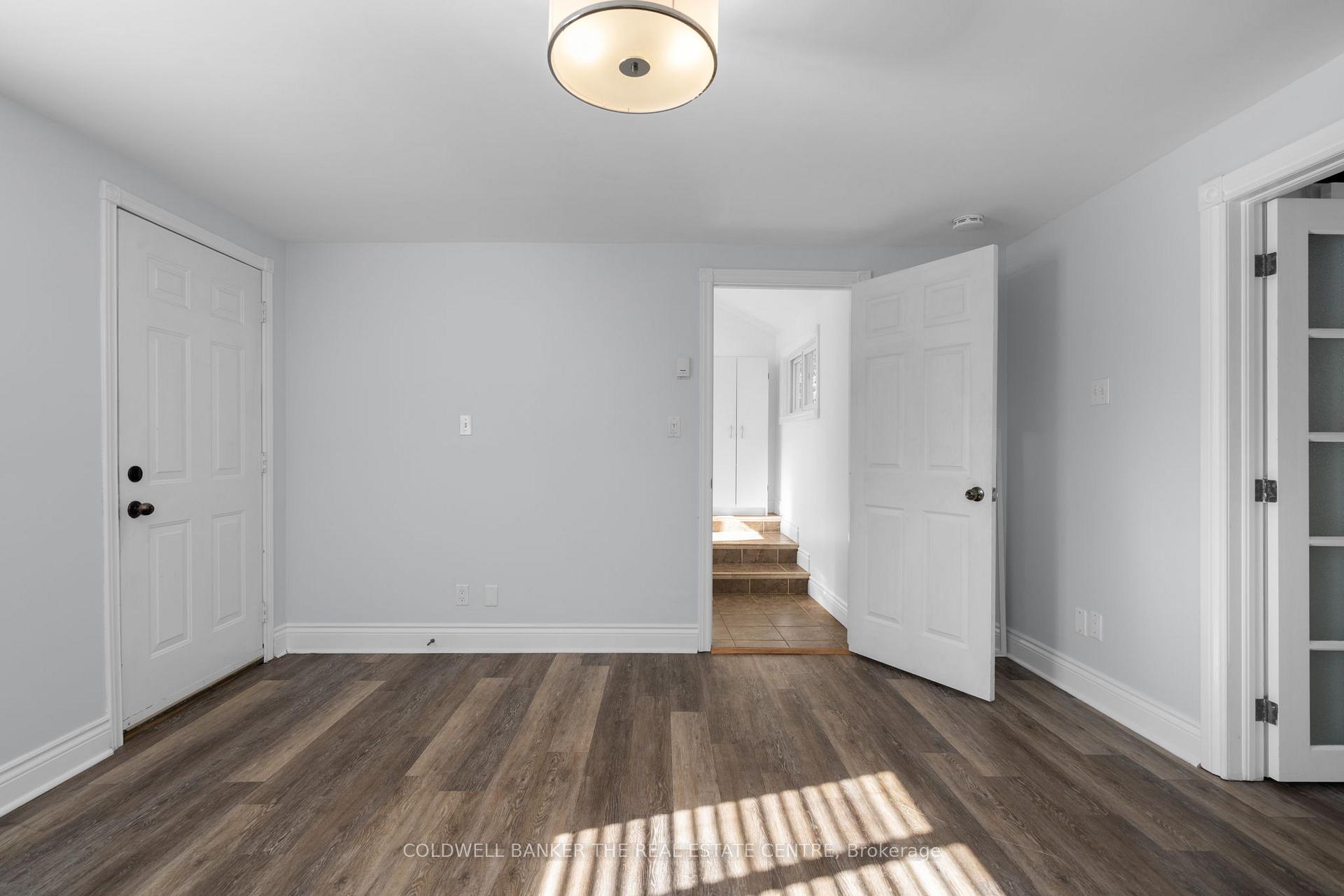 Photo 16 of 26 George Street, Orillia — HOMEH