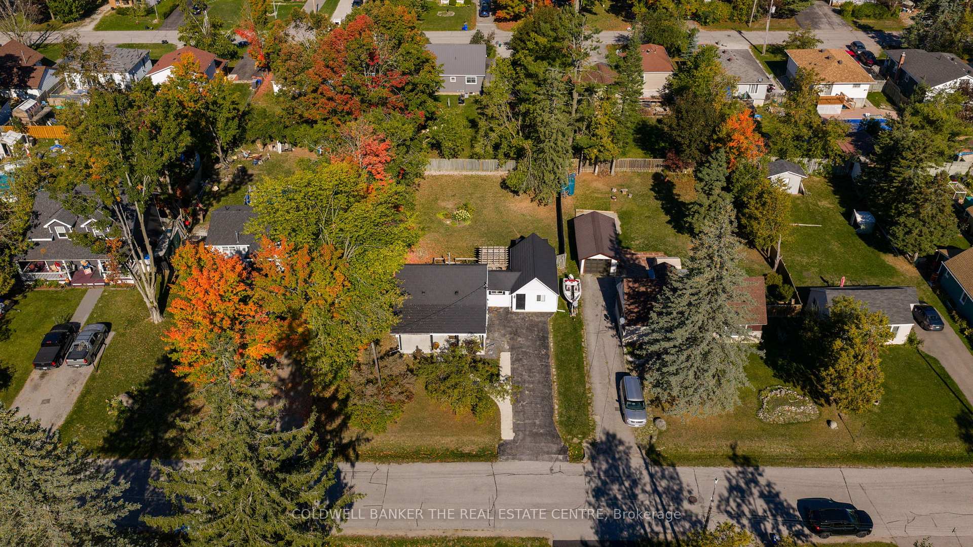 Photo 37 of 26 George Street, Orillia — HOMEH