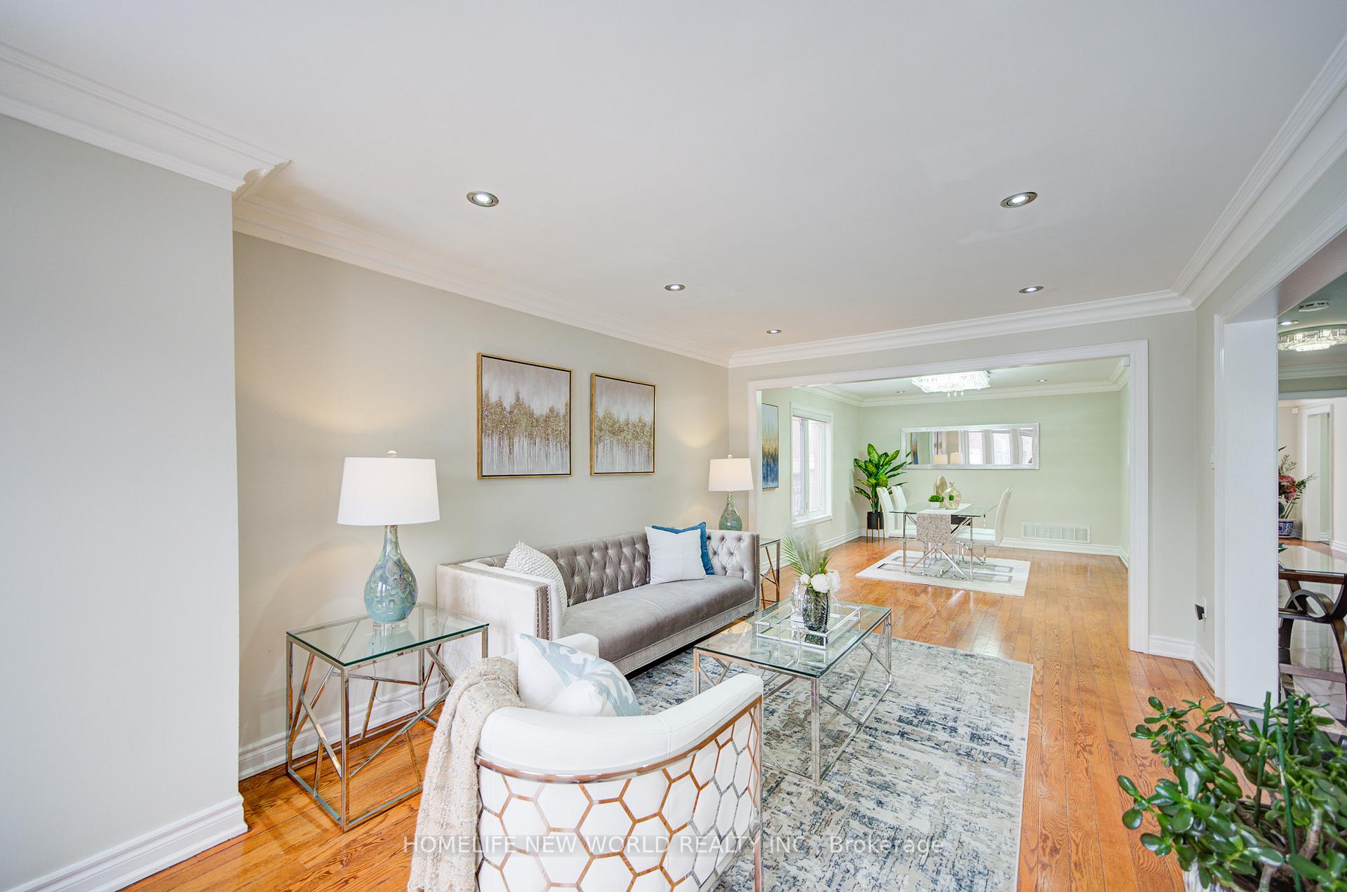 Photo 9 of 37 Beulah Drive, Markham, Middlefield — HOMEH