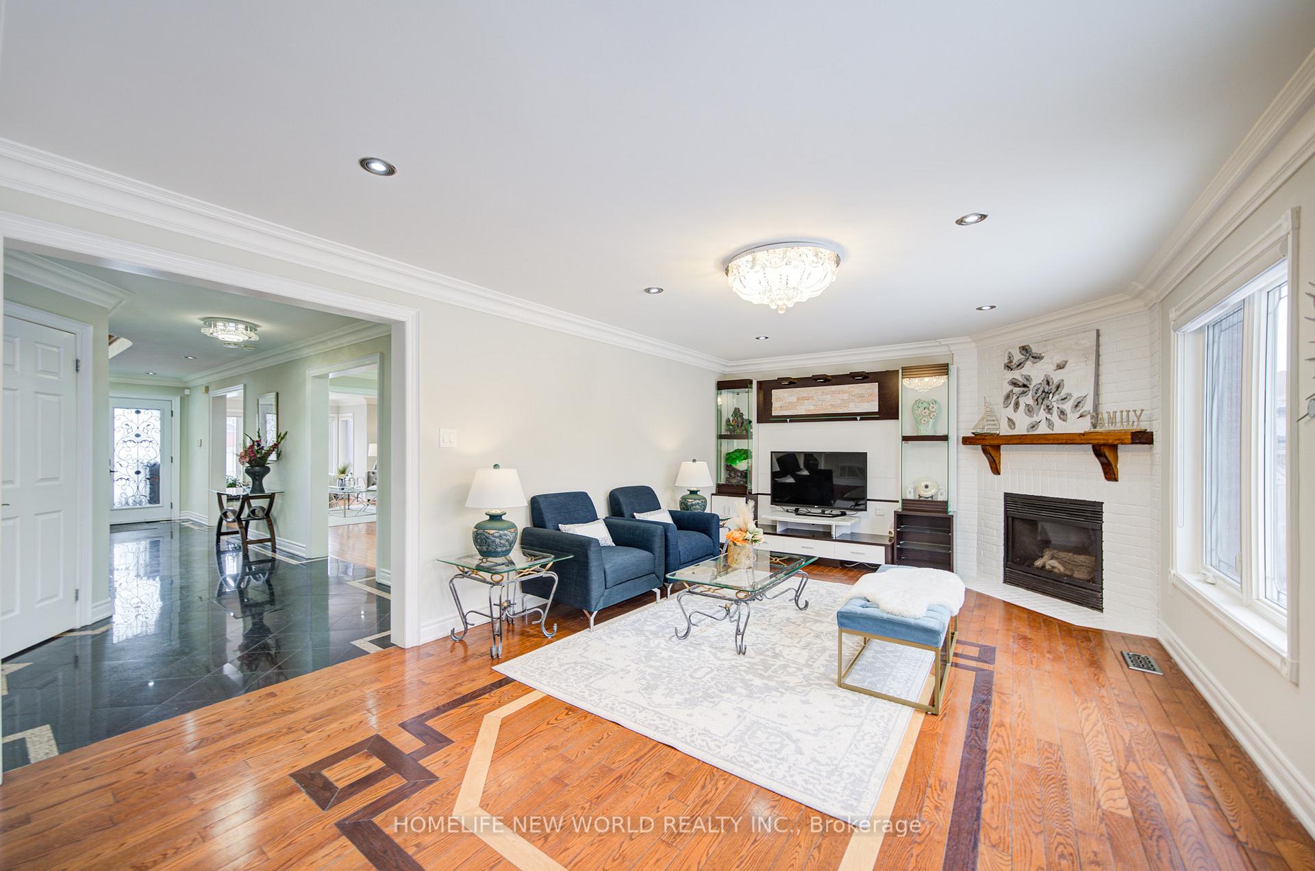 Photo 17 of 37 Beulah Drive, Markham, Middlefield — HOMEH