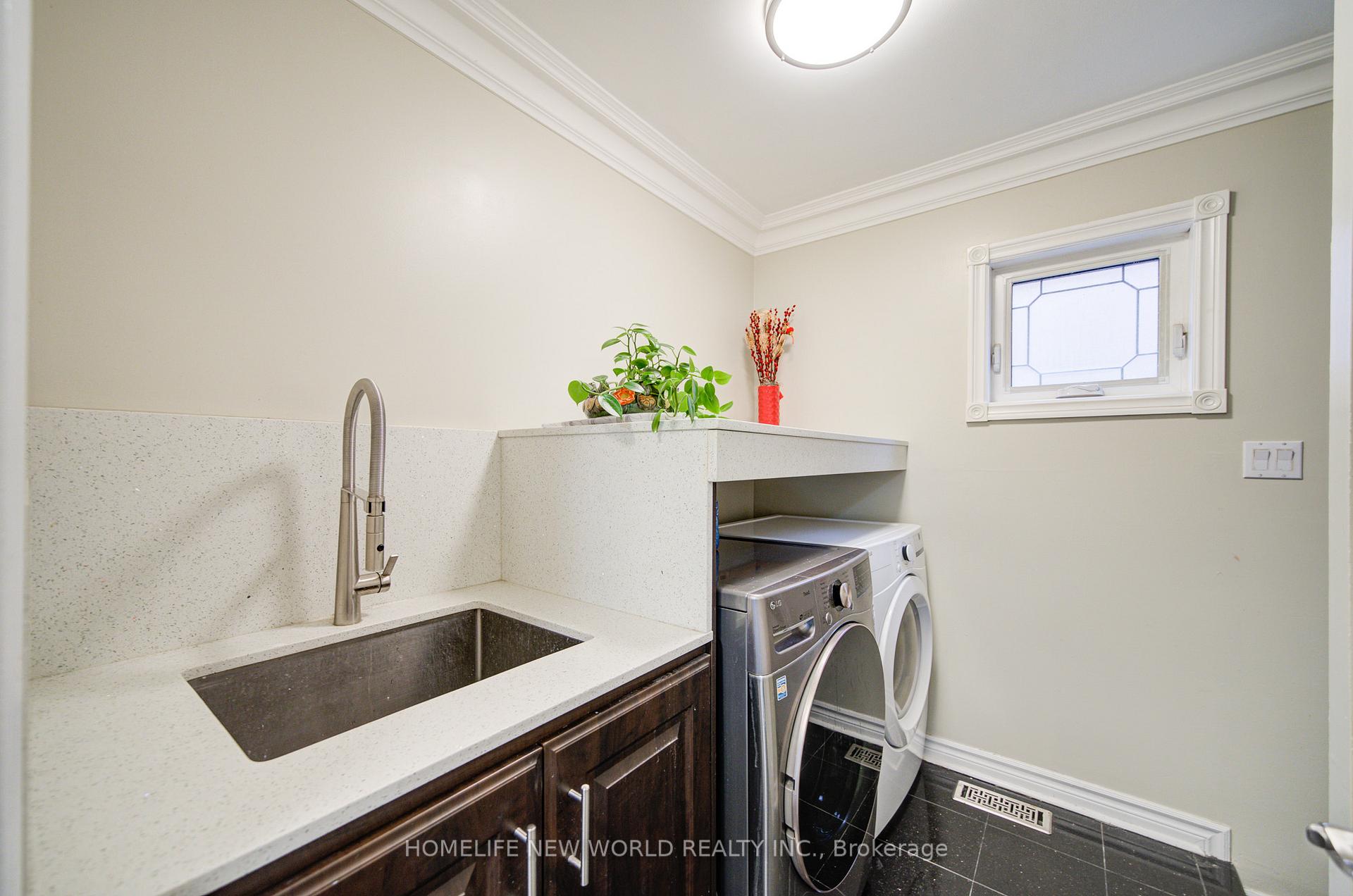 Photo 38 of 37 Beulah Drive, Markham, Middlefield — HOMEH