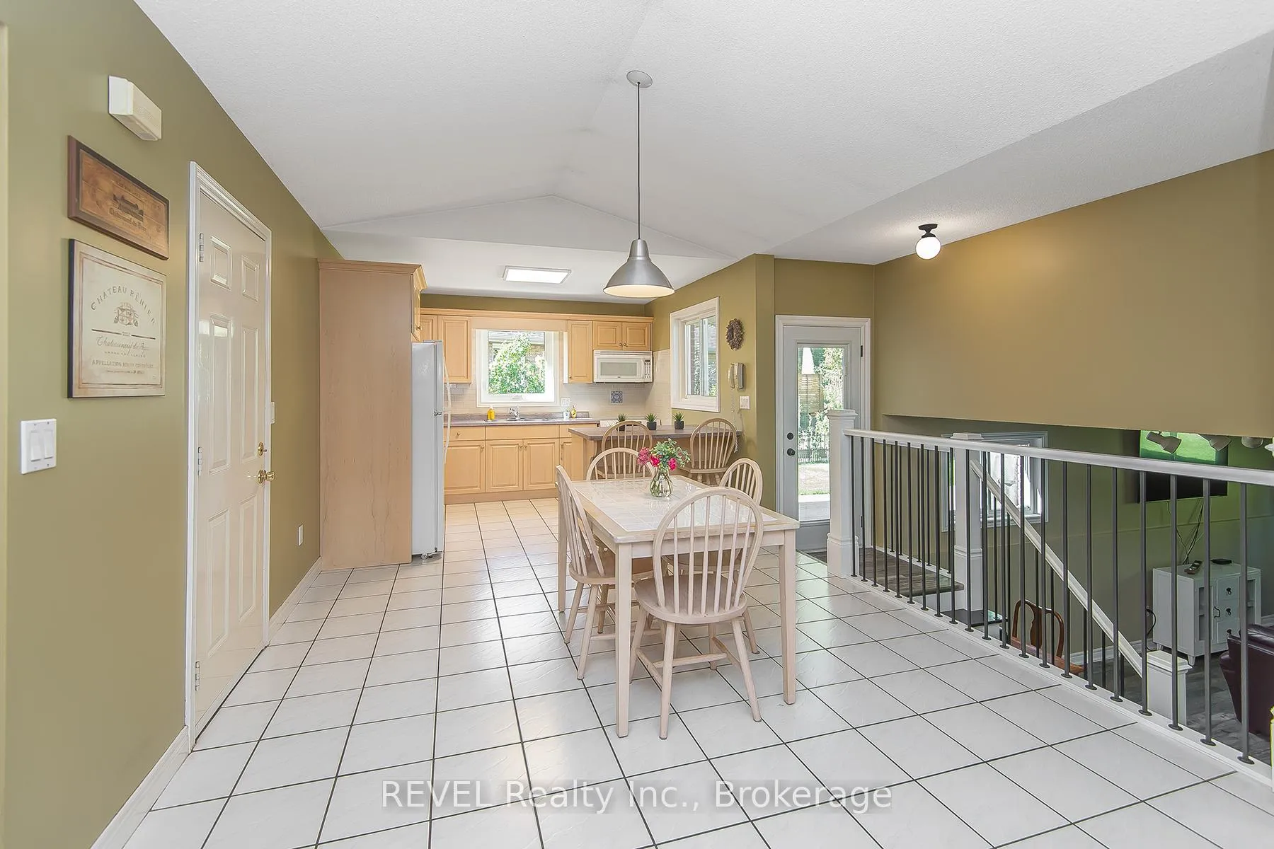 Photo 9 of 307 Beckett Crescent, Pelham, Fonthill — HOMEH