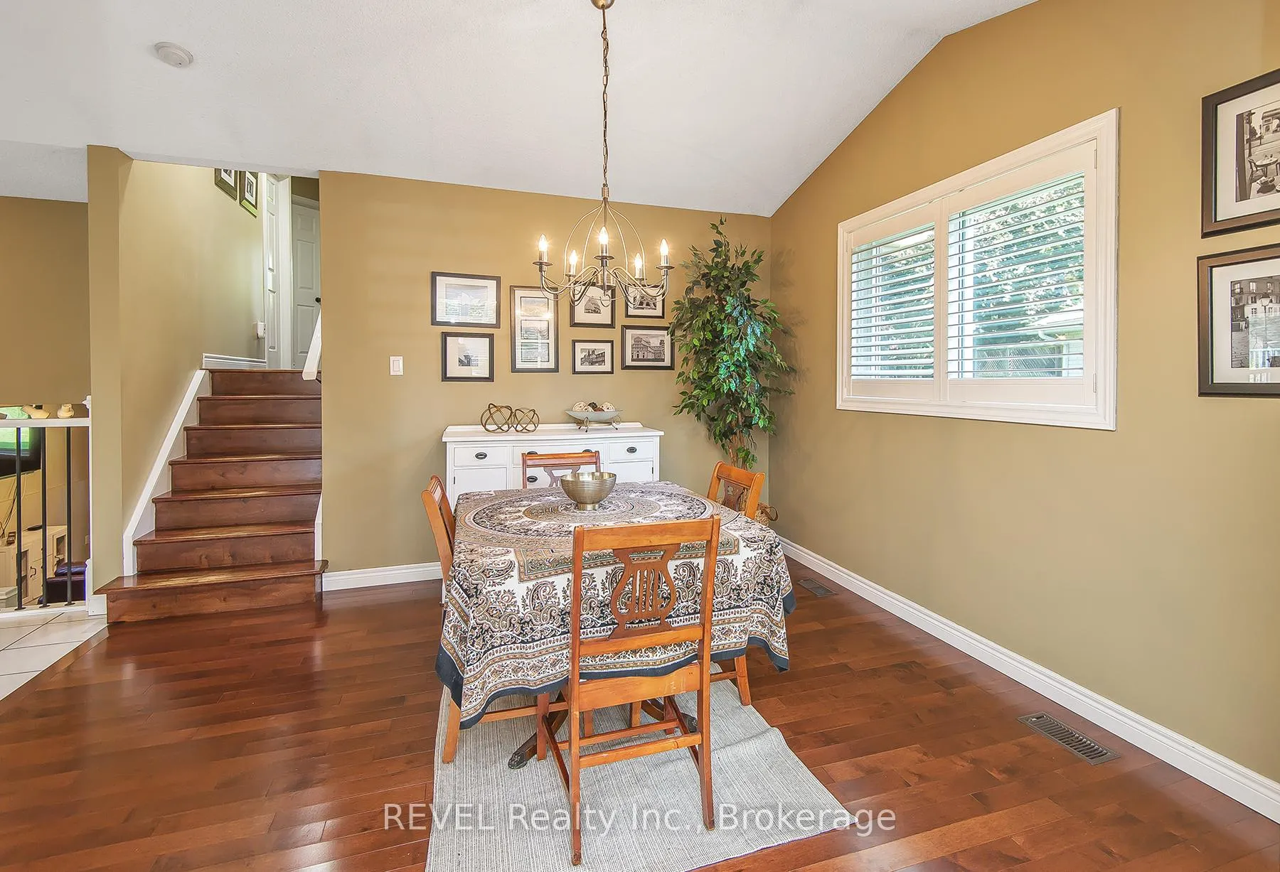 Photo 12 of 307 Beckett Crescent, Pelham, Fonthill — HOMEH