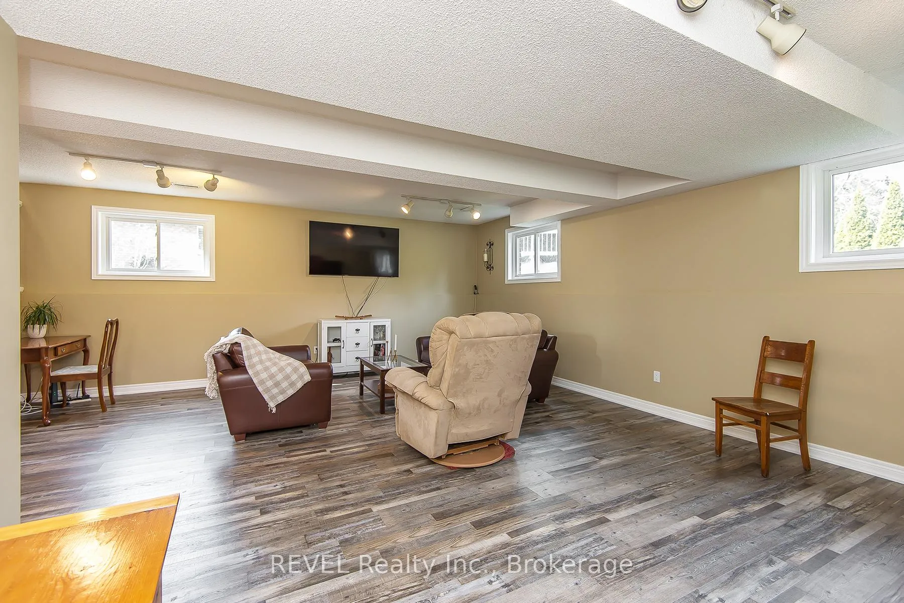 Photo 21 of 307 Beckett Crescent, Pelham, Fonthill — HOMEH