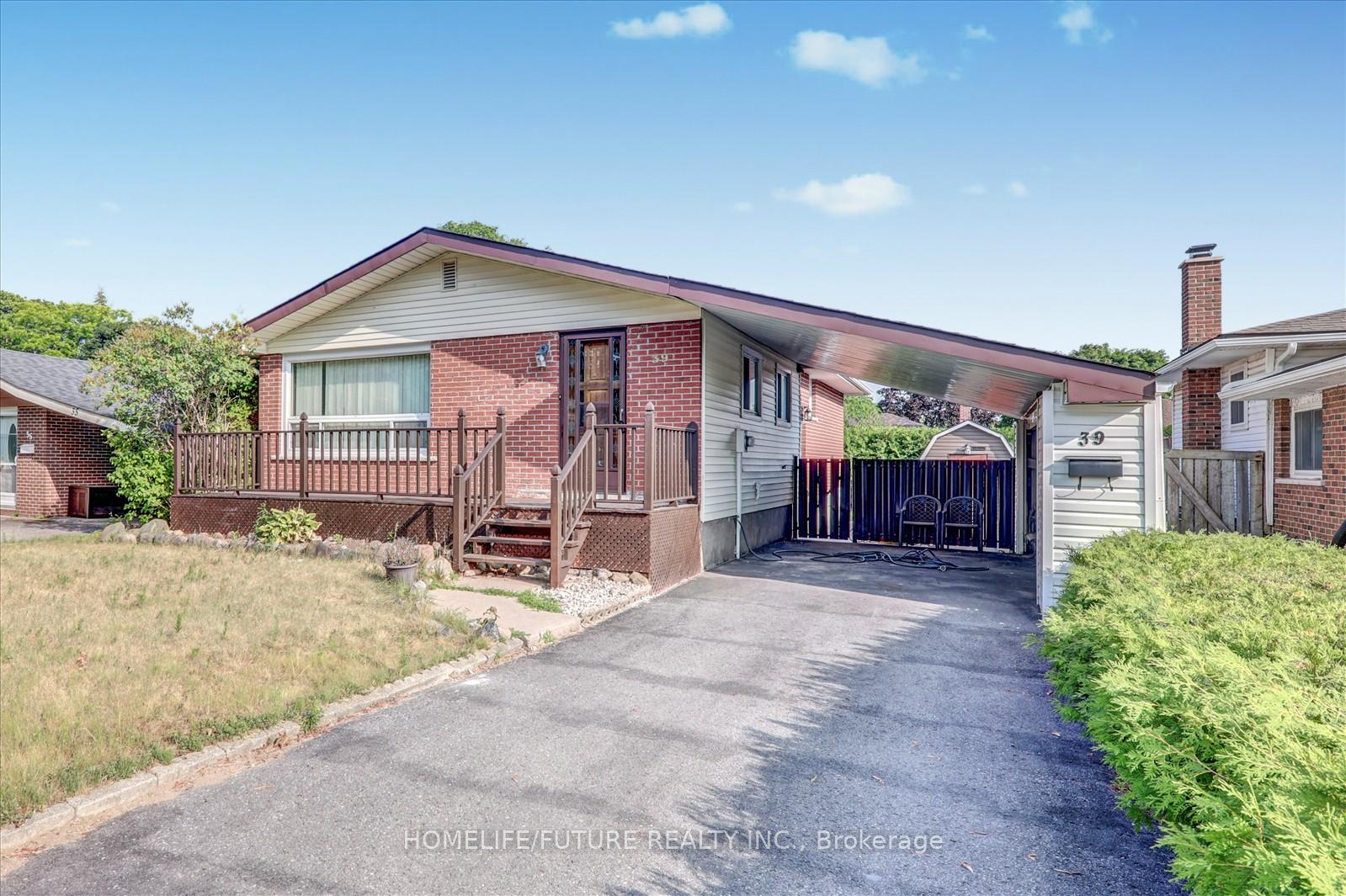 Photo 2 of 39 Cayuga Avenue, Oshawa, Samac — HOMEH