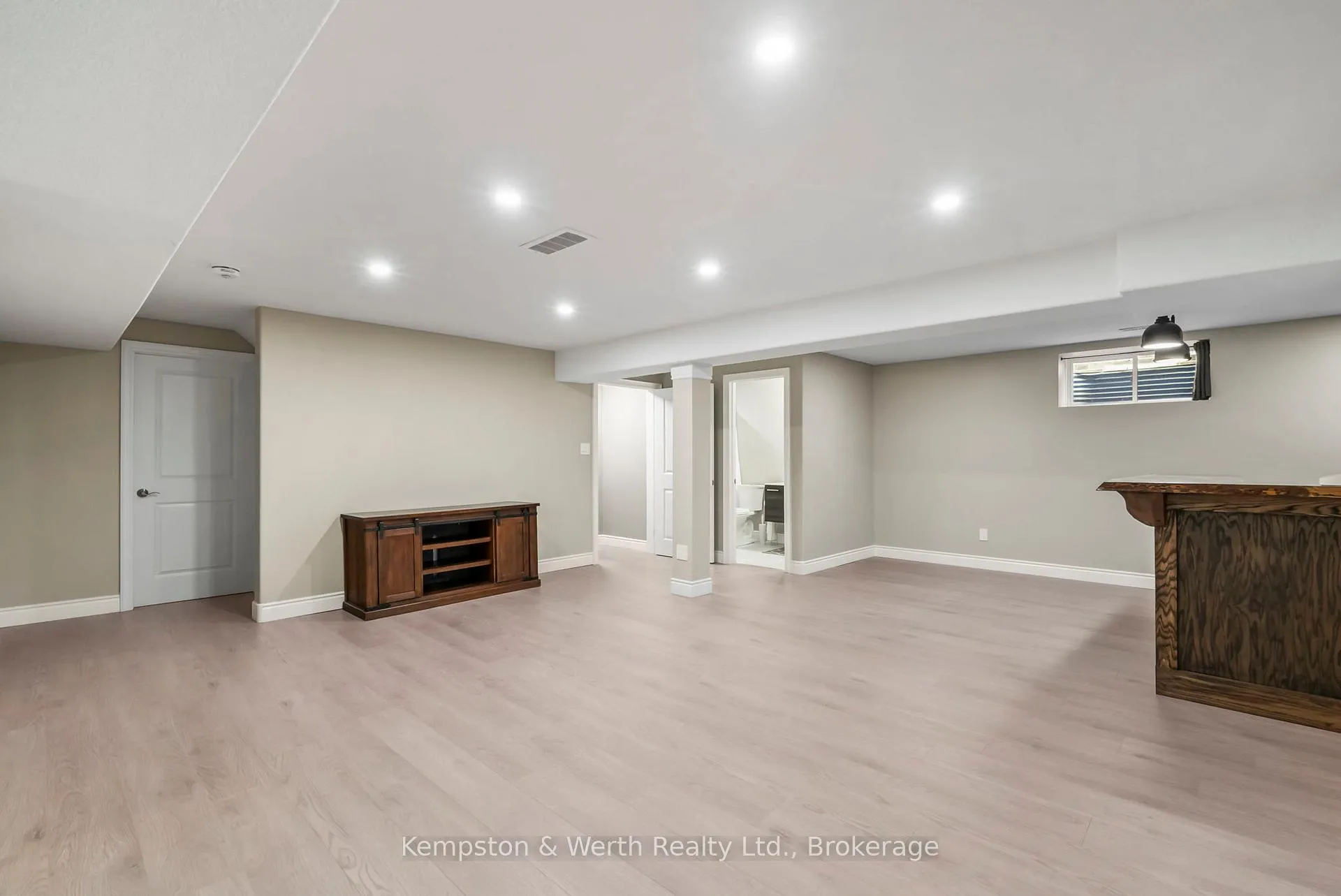 Photo 32 of 86 Forbes Crescent, North Perth, Listowel — HOMEH