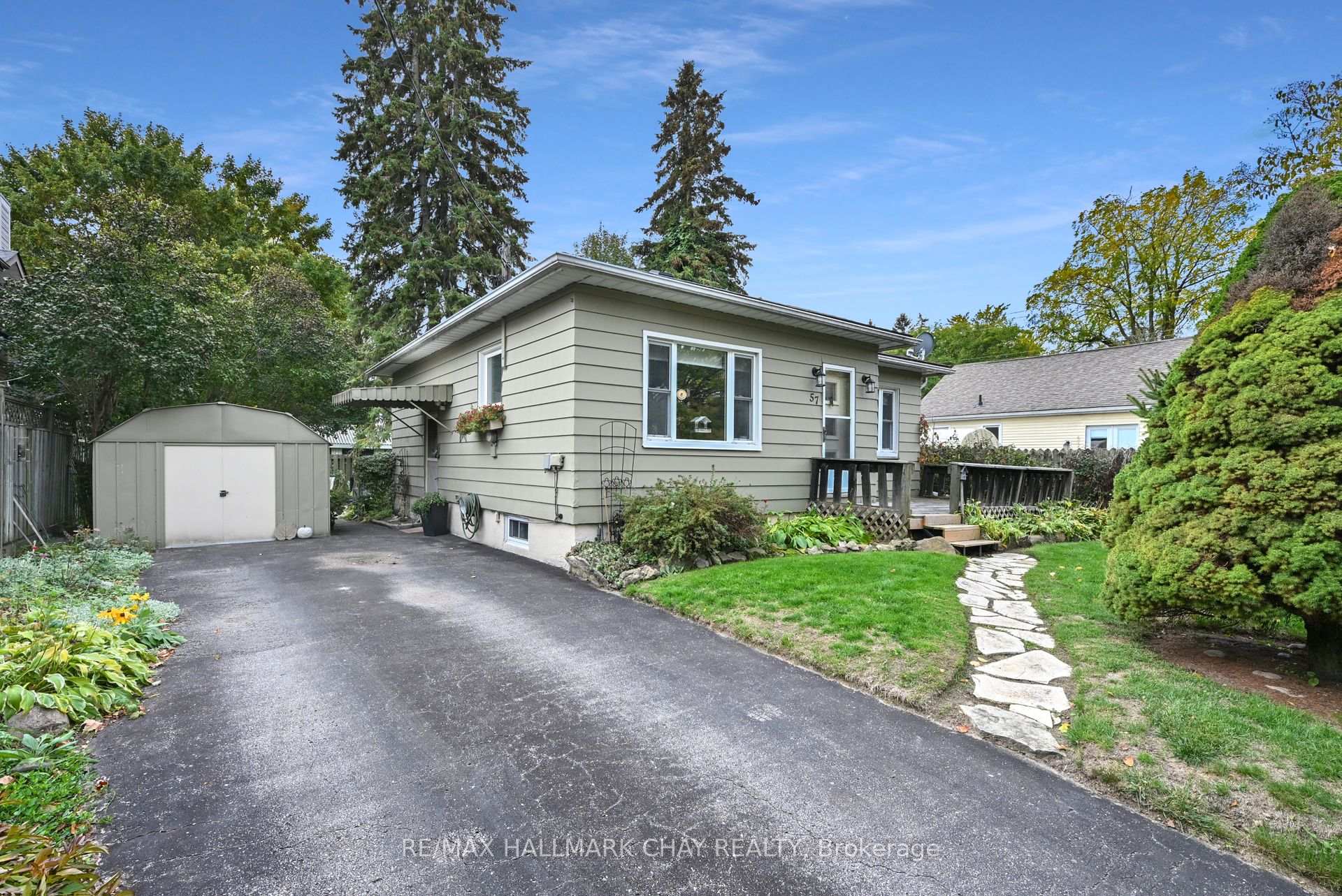 Photo 2 of 57 Nelson Street E, New Tecumseth, Alliston — HOMEH