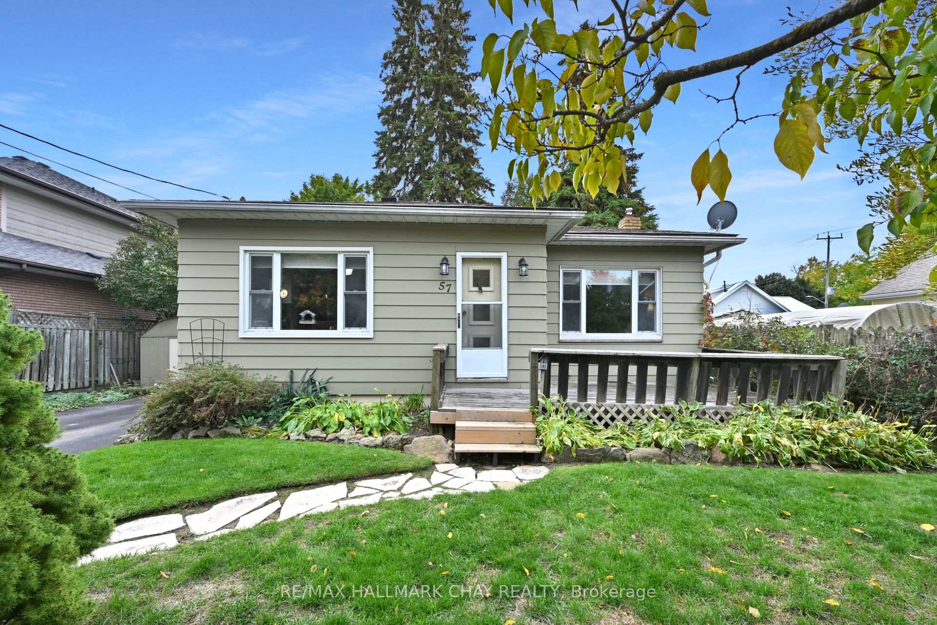 Photo 3 of 57 Nelson Street E, New Tecumseth, Alliston — HOMEH