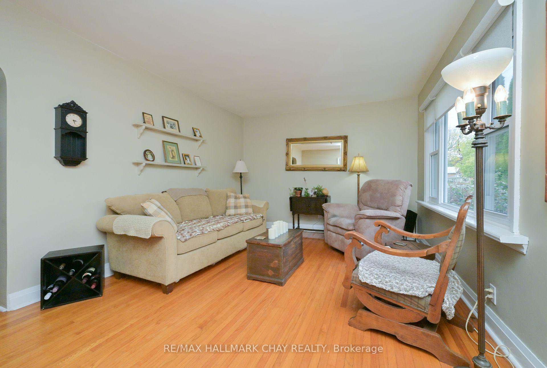 Photo 10 of 57 Nelson Street E, New Tecumseth, Alliston — HOMEH