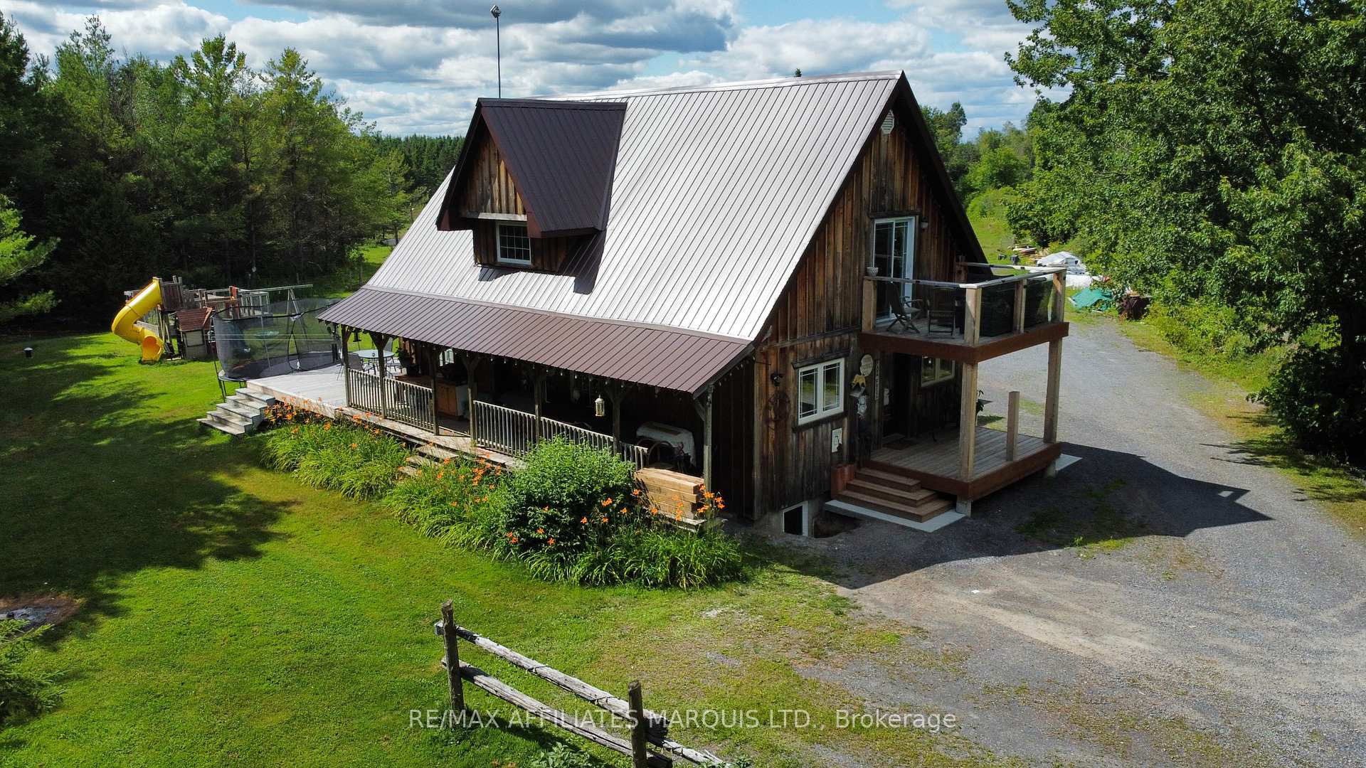 Front of 15763 County Road 43