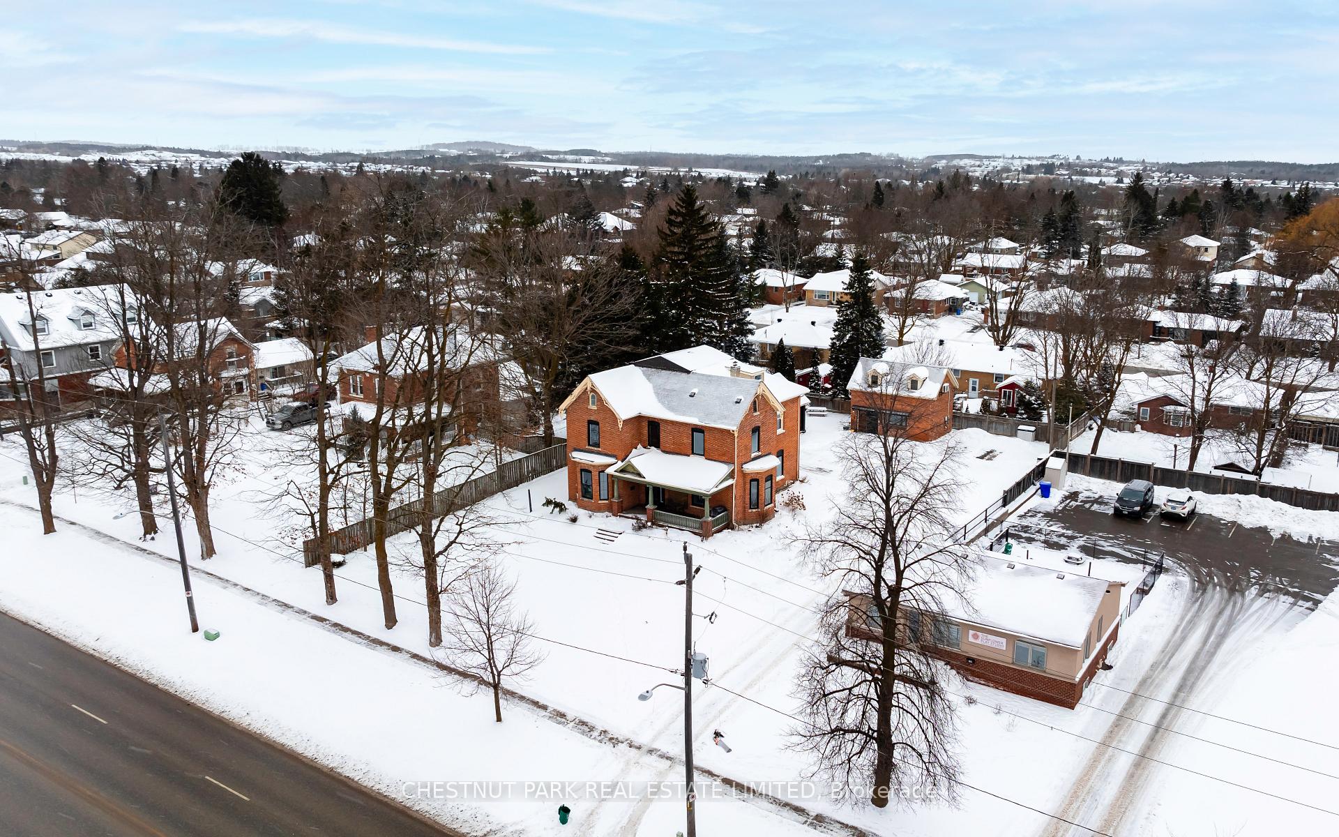 Photo 1 of Unit Unit 2, 291 Broadway, Orangeville — HOMEH