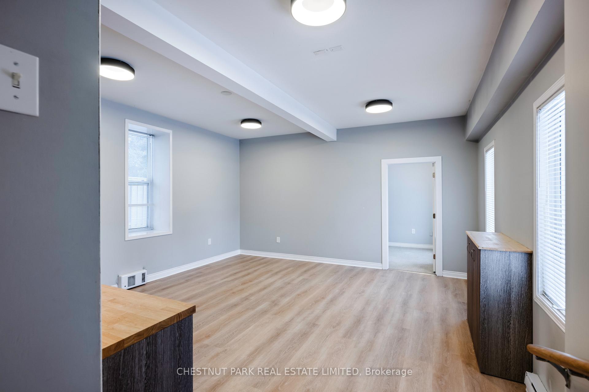 Photo 8 of Unit Unit 2, 291 Broadway, Orangeville — HOMEH