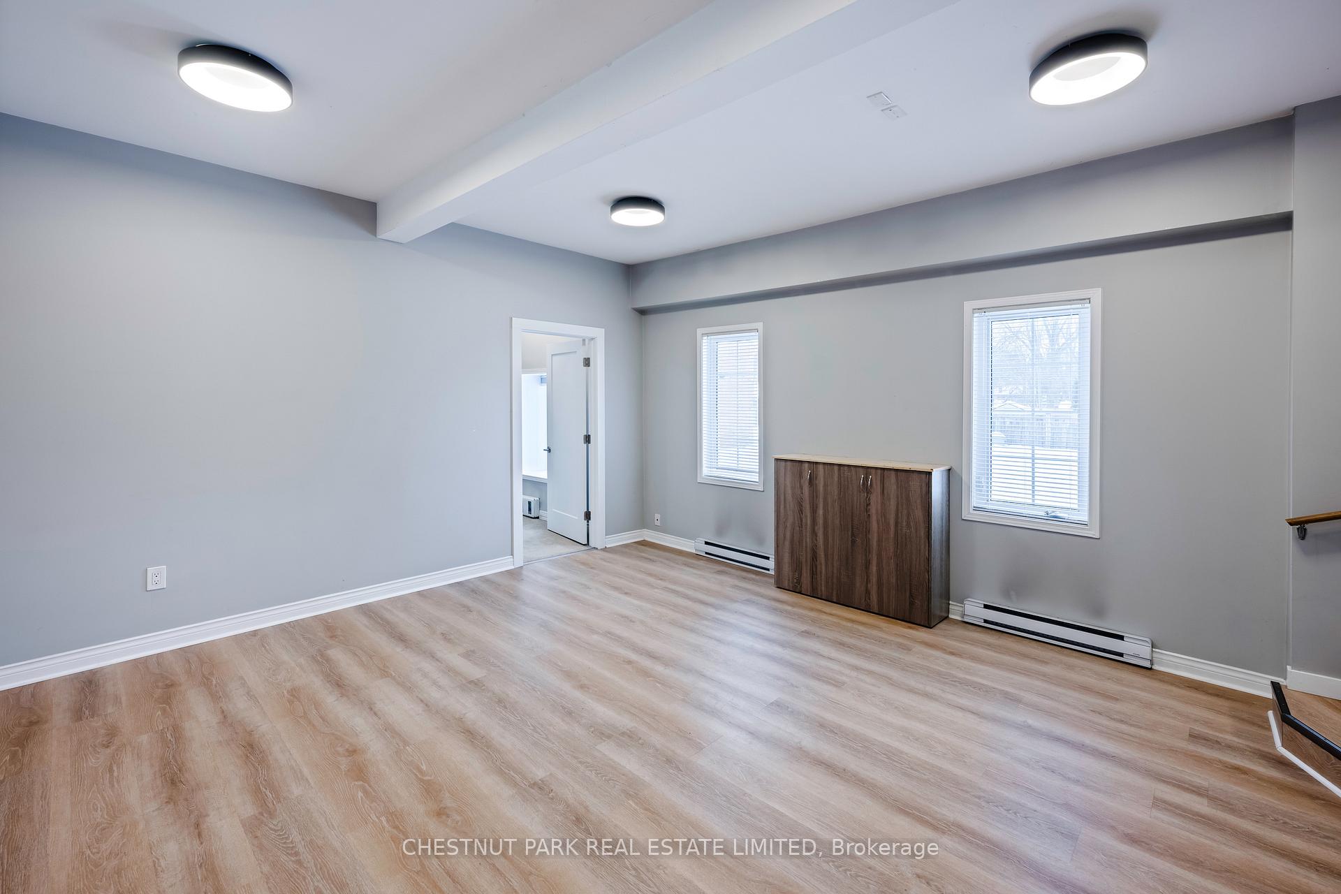 Photo 12 of Unit Unit 2, 291 Broadway, Orangeville — HOMEH