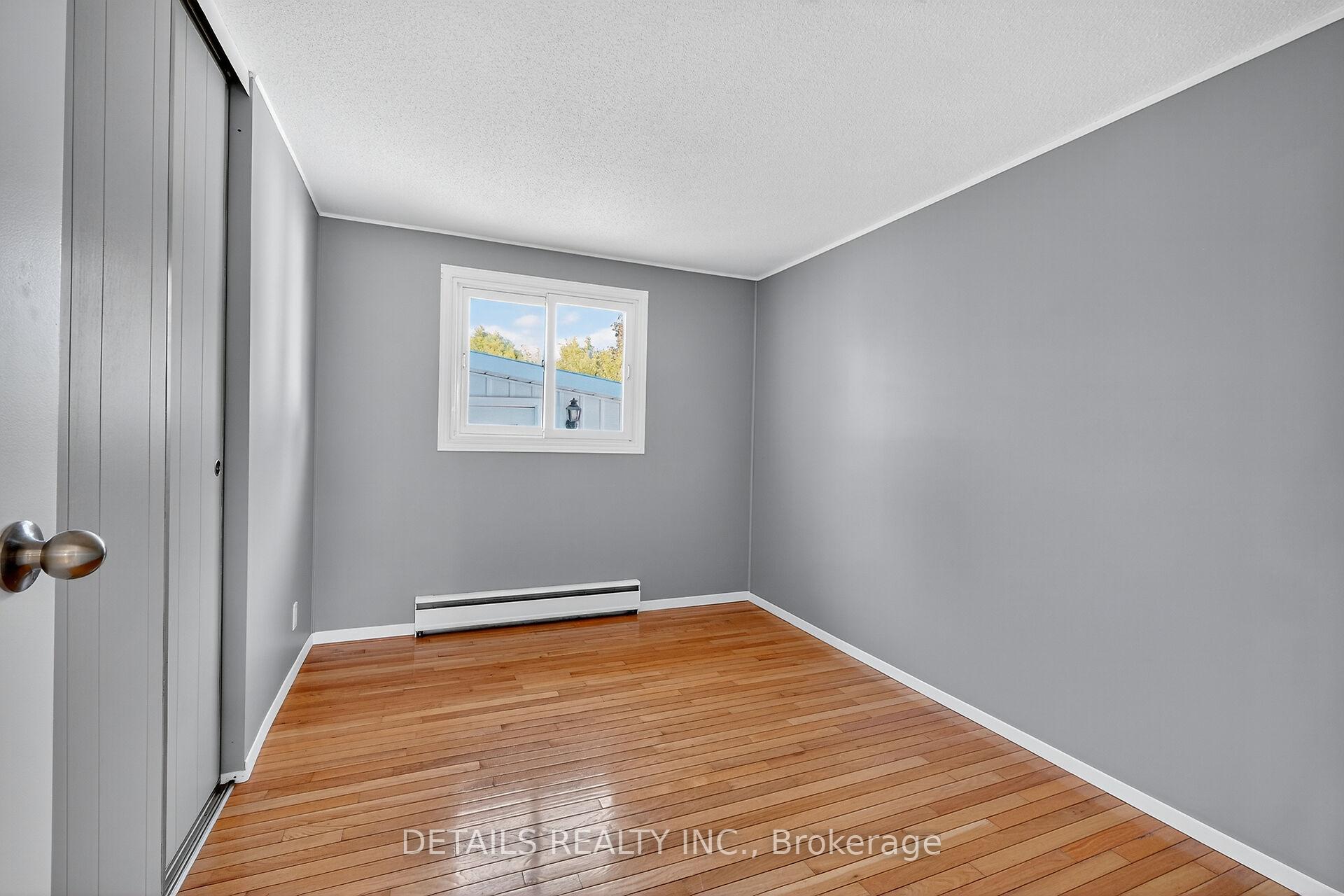 Photo 14 of 289 Amiens Street, Ottawa, Bilberry Creek/Queenswood Heights — HOMEH