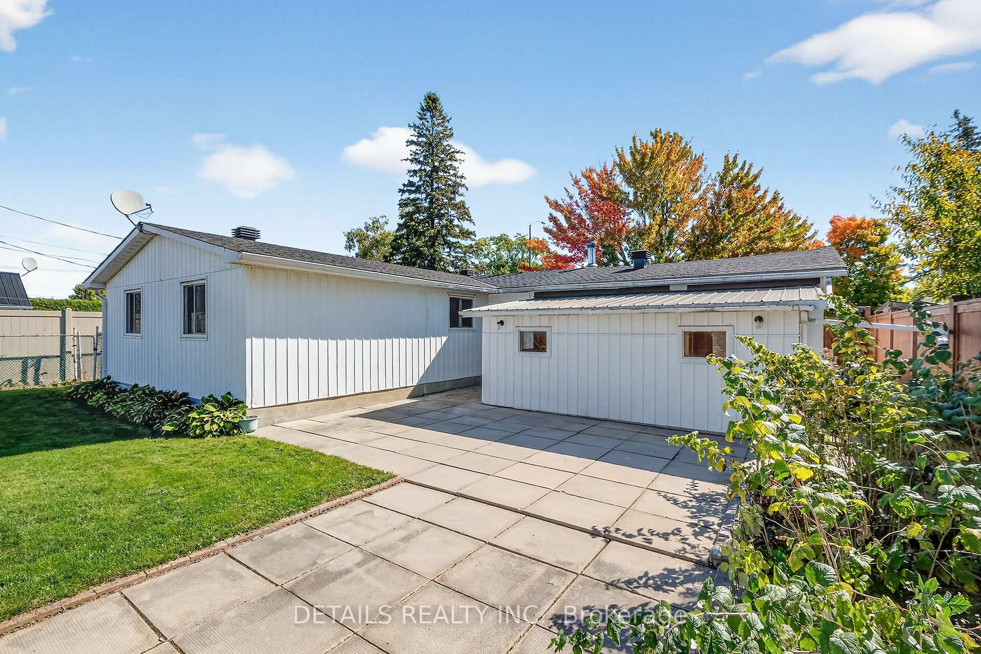 Photo 31 of 289 Amiens Street, Ottawa, Bilberry Creek/Queenswood Heights — HOMEH
