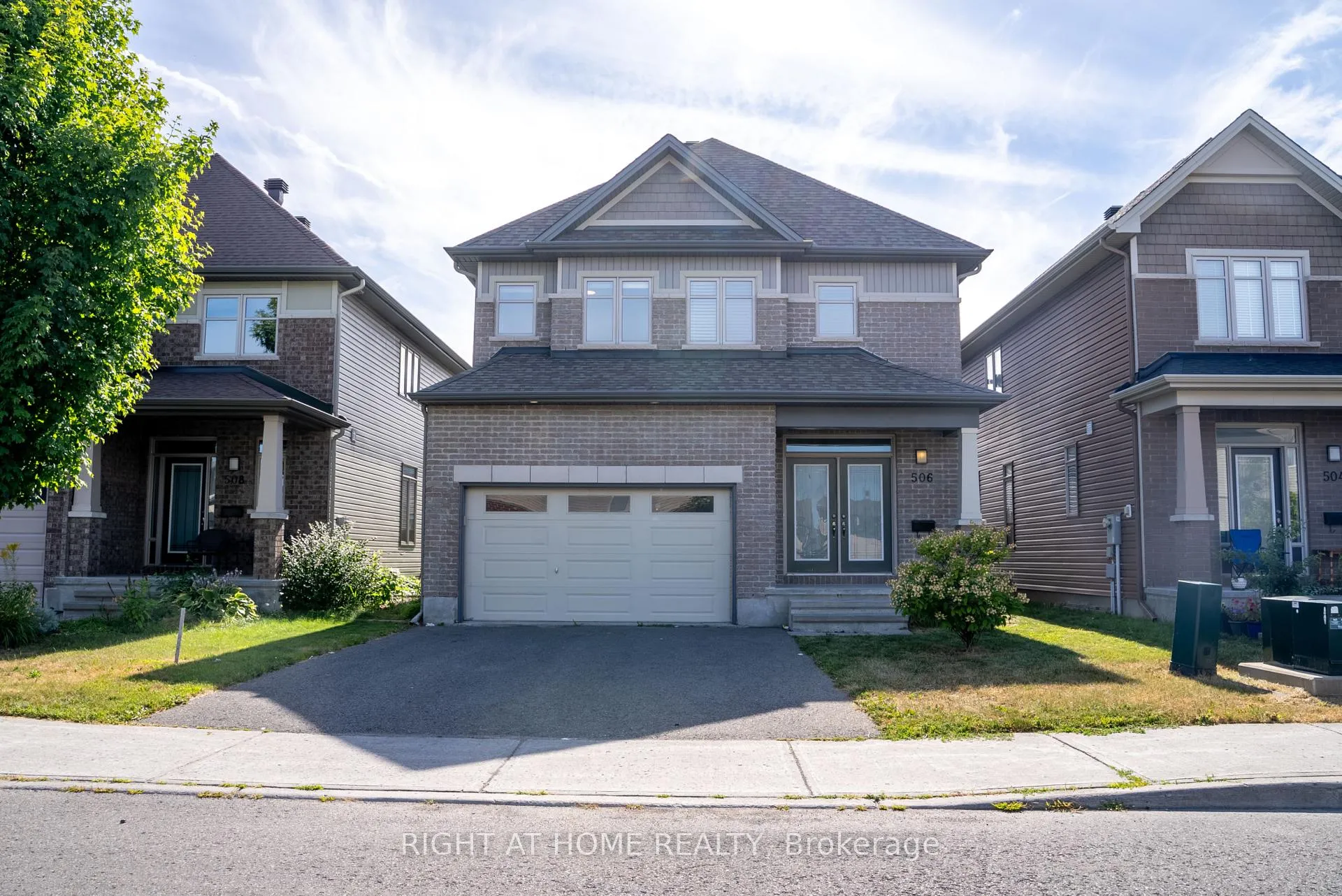 Photo 1 of 506 Peerless Street, Ottawa, Barrhaven - Cedargrove/Fraserdale — HOMEH