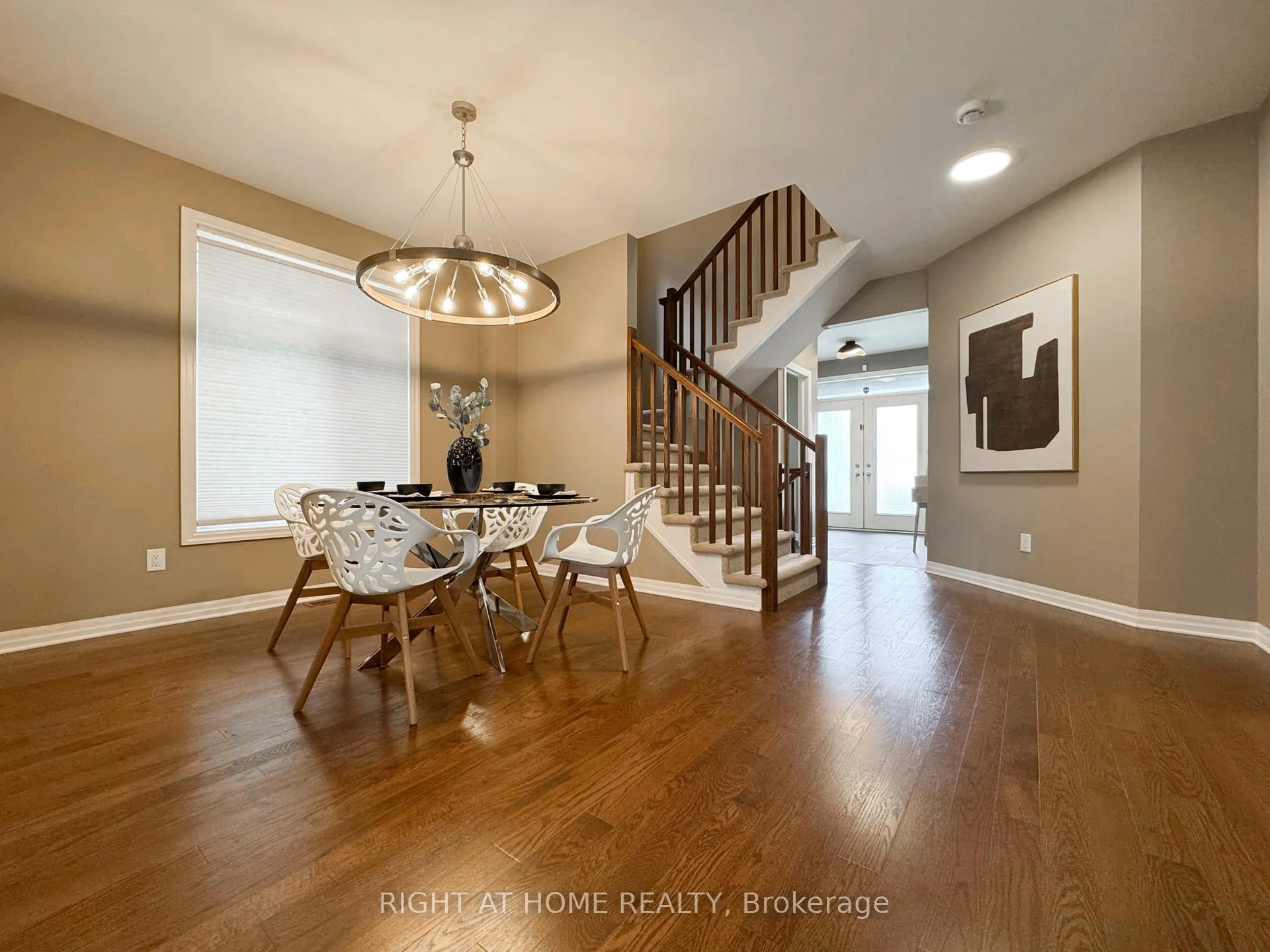 Photo 4 of 506 Peerless Street, Ottawa, Barrhaven - Cedargrove/Fraserdale — HOMEH