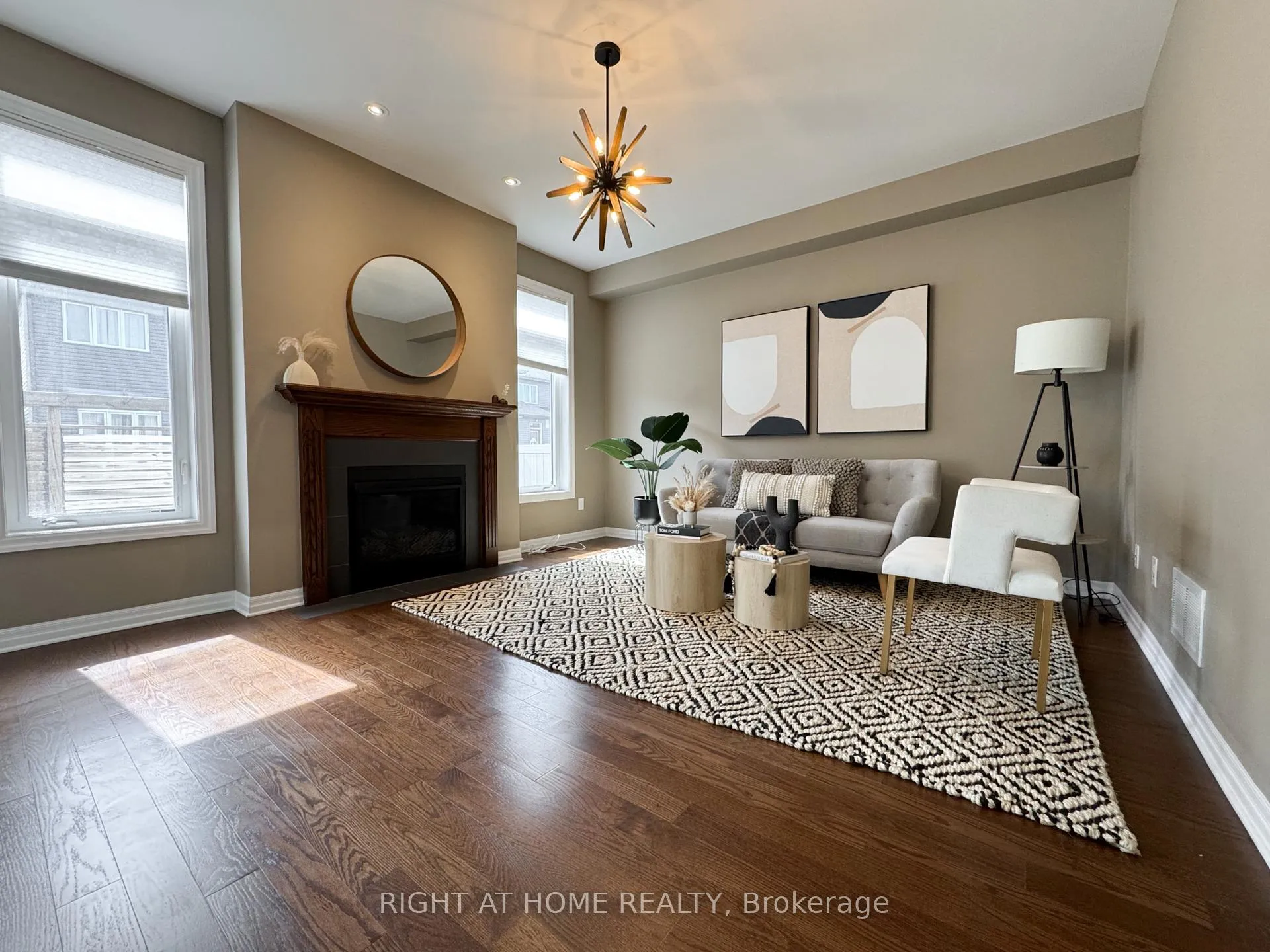 Photo 5 of 506 Peerless Street, Ottawa, Barrhaven - Cedargrove/Fraserdale — HOMEH