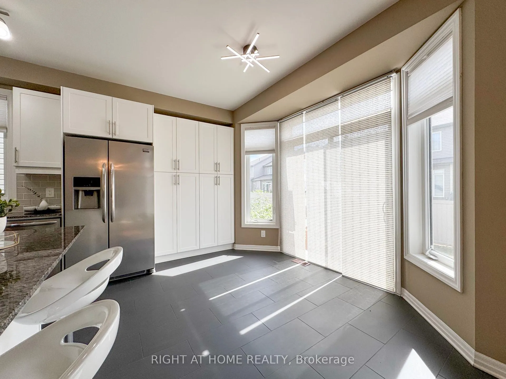 Photo 10 of 506 Peerless Street, Ottawa, Barrhaven - Cedargrove/Fraserdale — HOMEH
