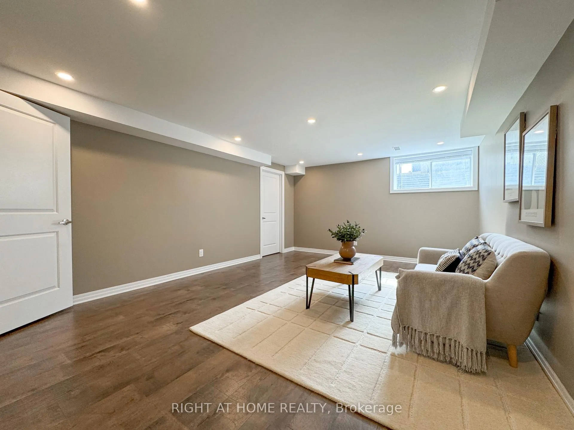 Photo 34 of 506 Peerless Street, Ottawa, Barrhaven - Cedargrove/Fraserdale — HOMEH
