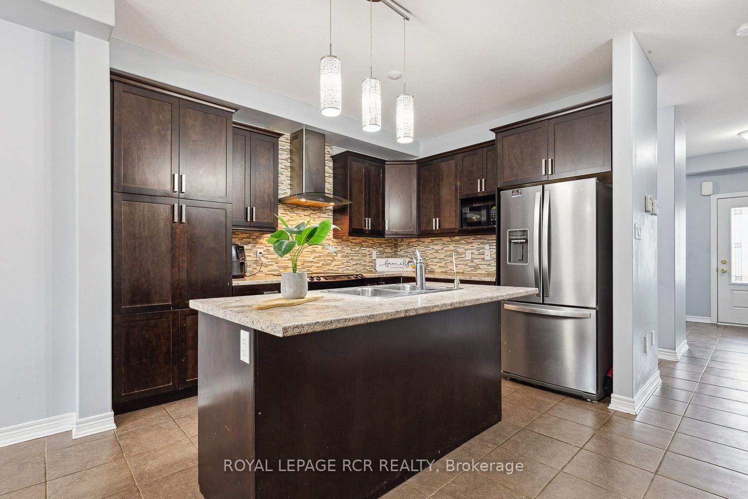 Photo 13 of 155 Preston Drive, Orangeville — HOMEH