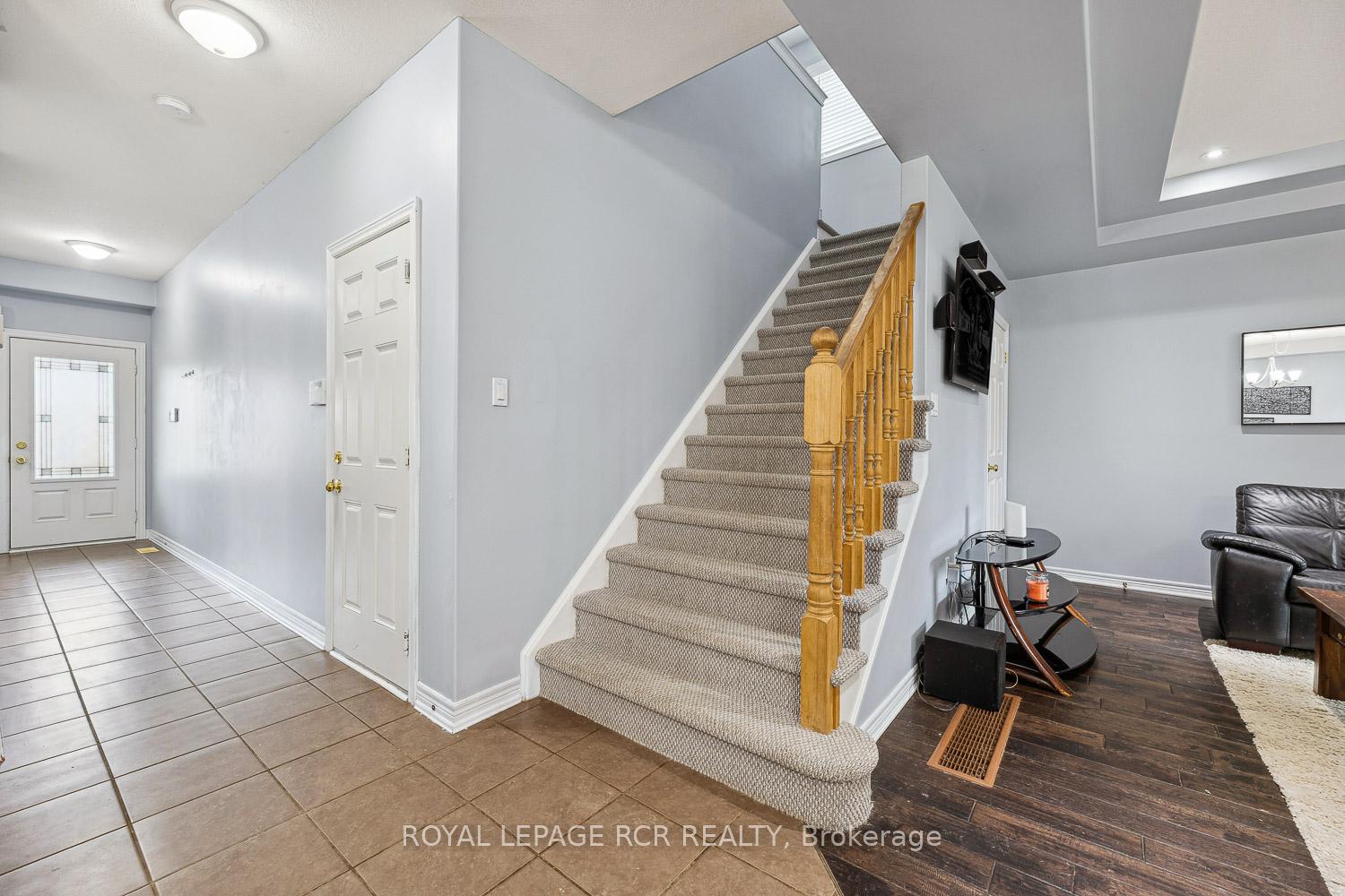 Photo 19 of 155 Preston Drive, Orangeville — HOMEH