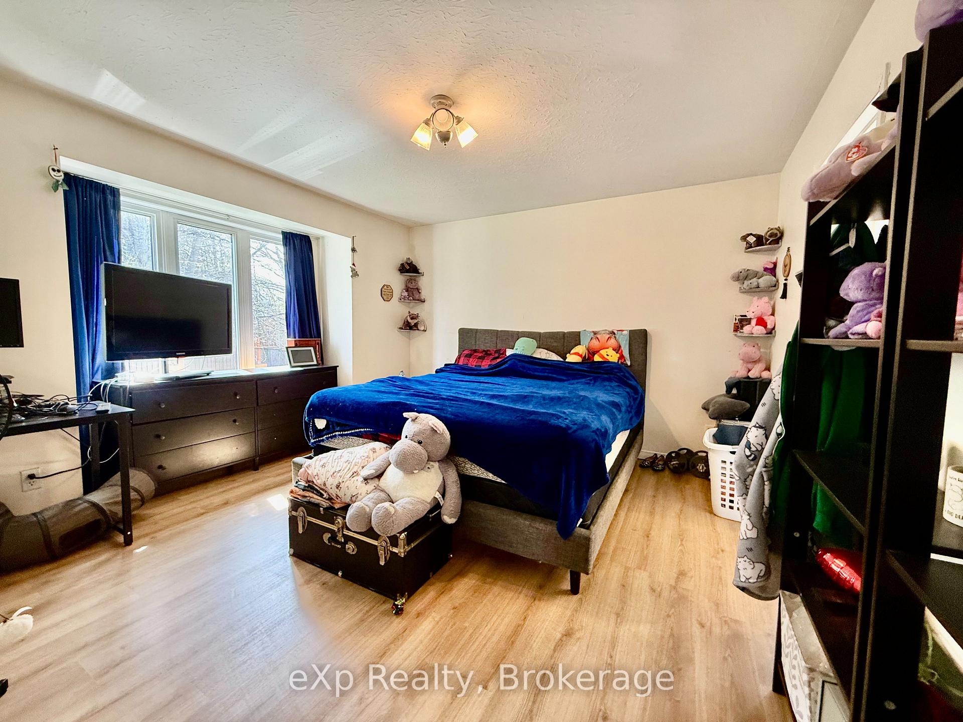 Photo 11 of 730 Scott Street W, North Perth, Listowel — HOMEH