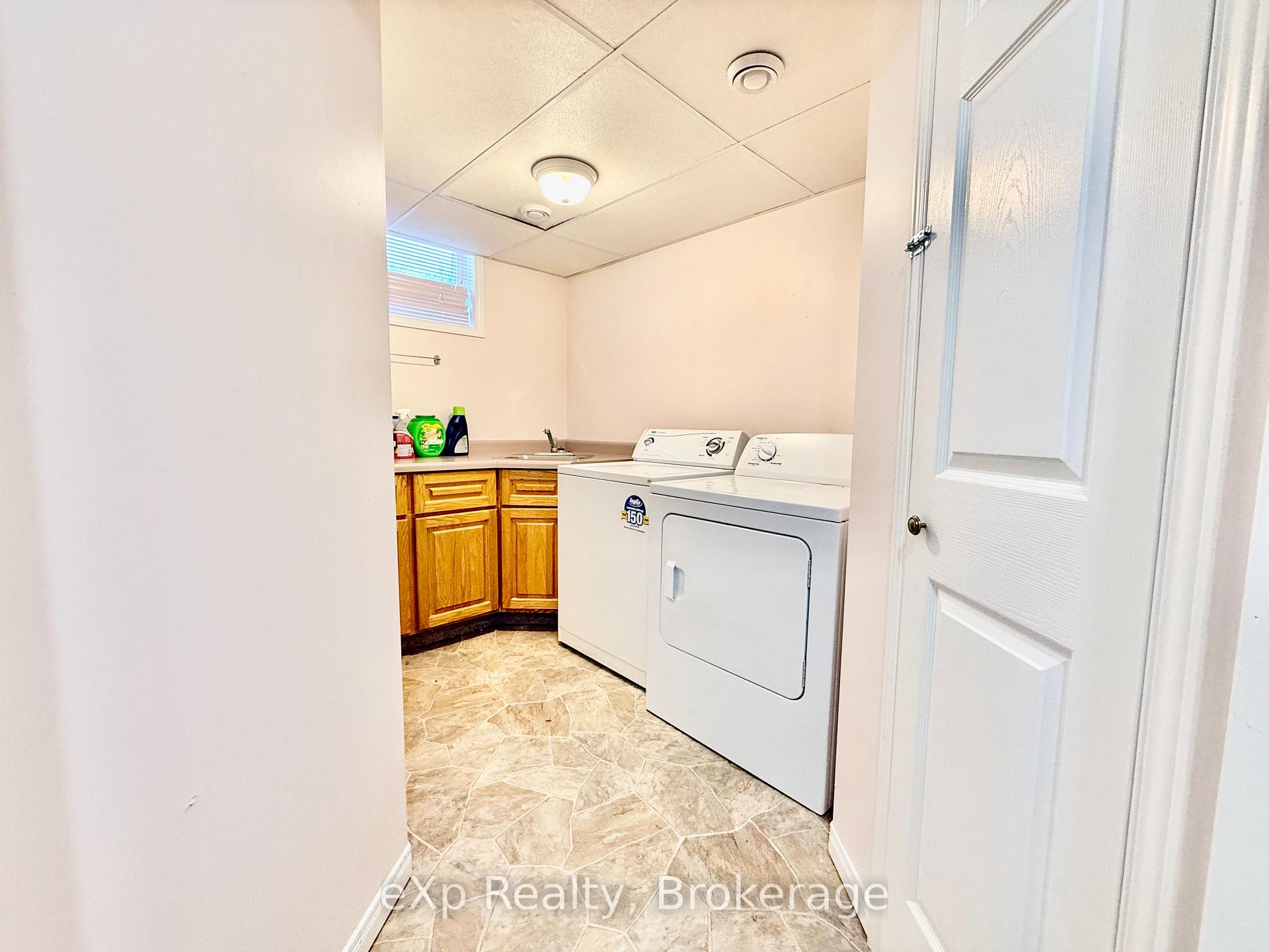 Photo 16 of 730 Scott Street W, North Perth, Listowel — HOMEH
