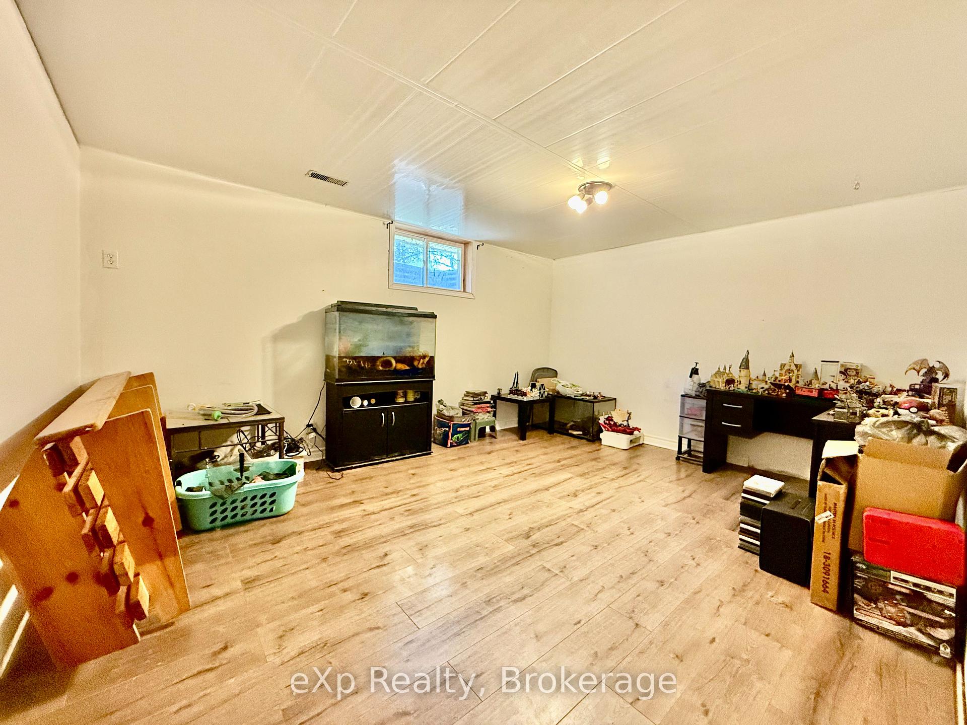 Photo 19 of 730 Scott Street W, North Perth, Listowel — HOMEH