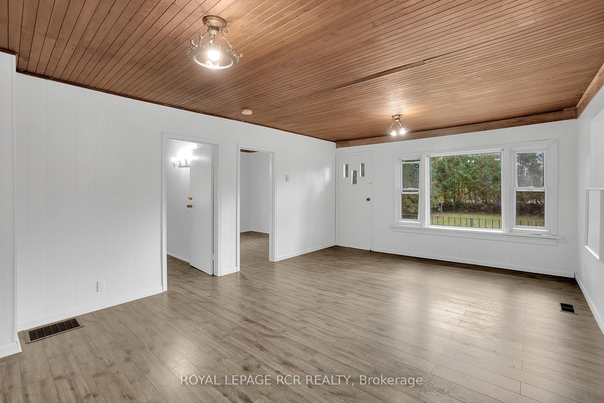 Photo 5 of 612 Victoria Street E, New Tecumseth, Alliston — HOMEH