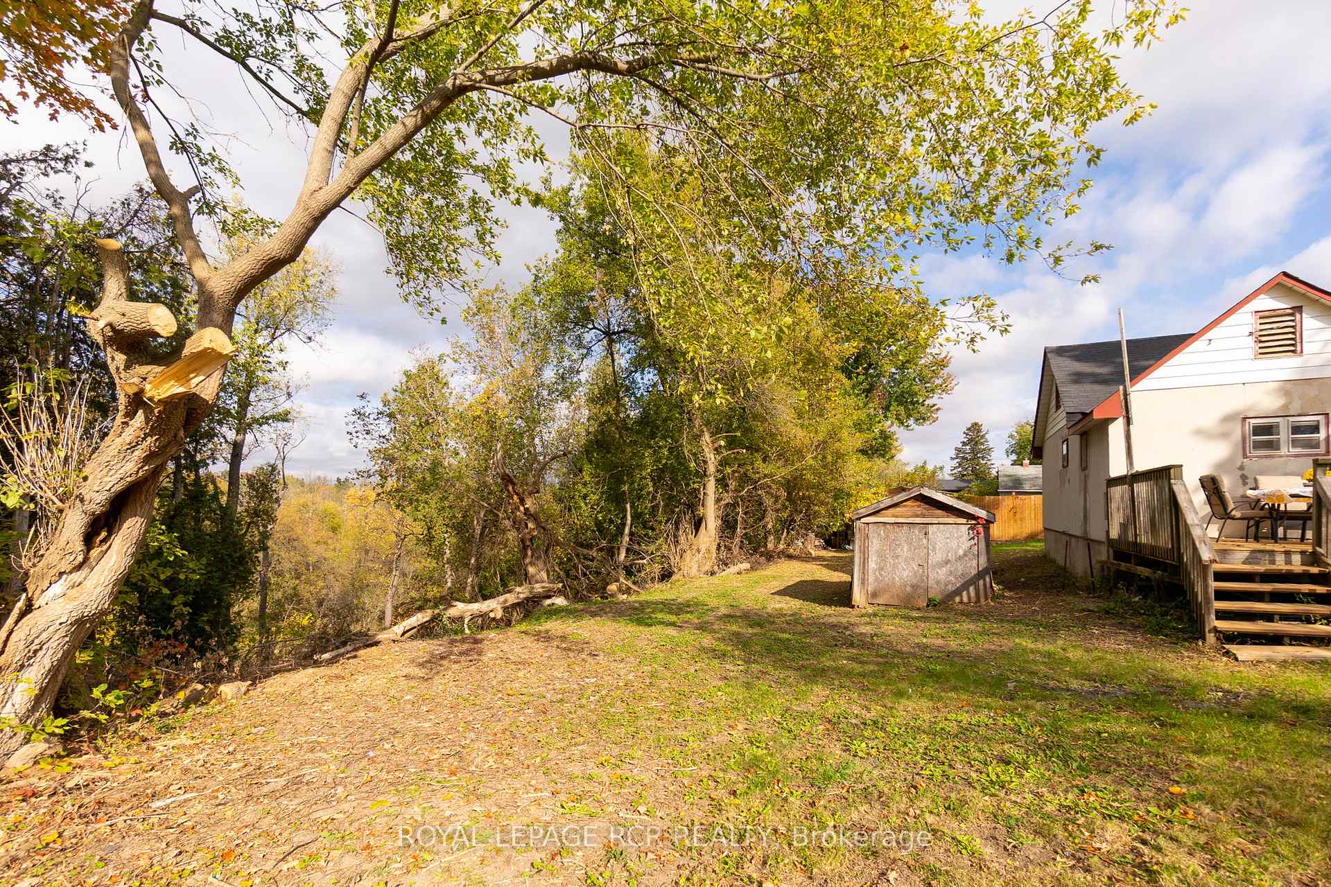 Photo 19 of 612 Victoria Street E, New Tecumseth, Alliston — HOMEH