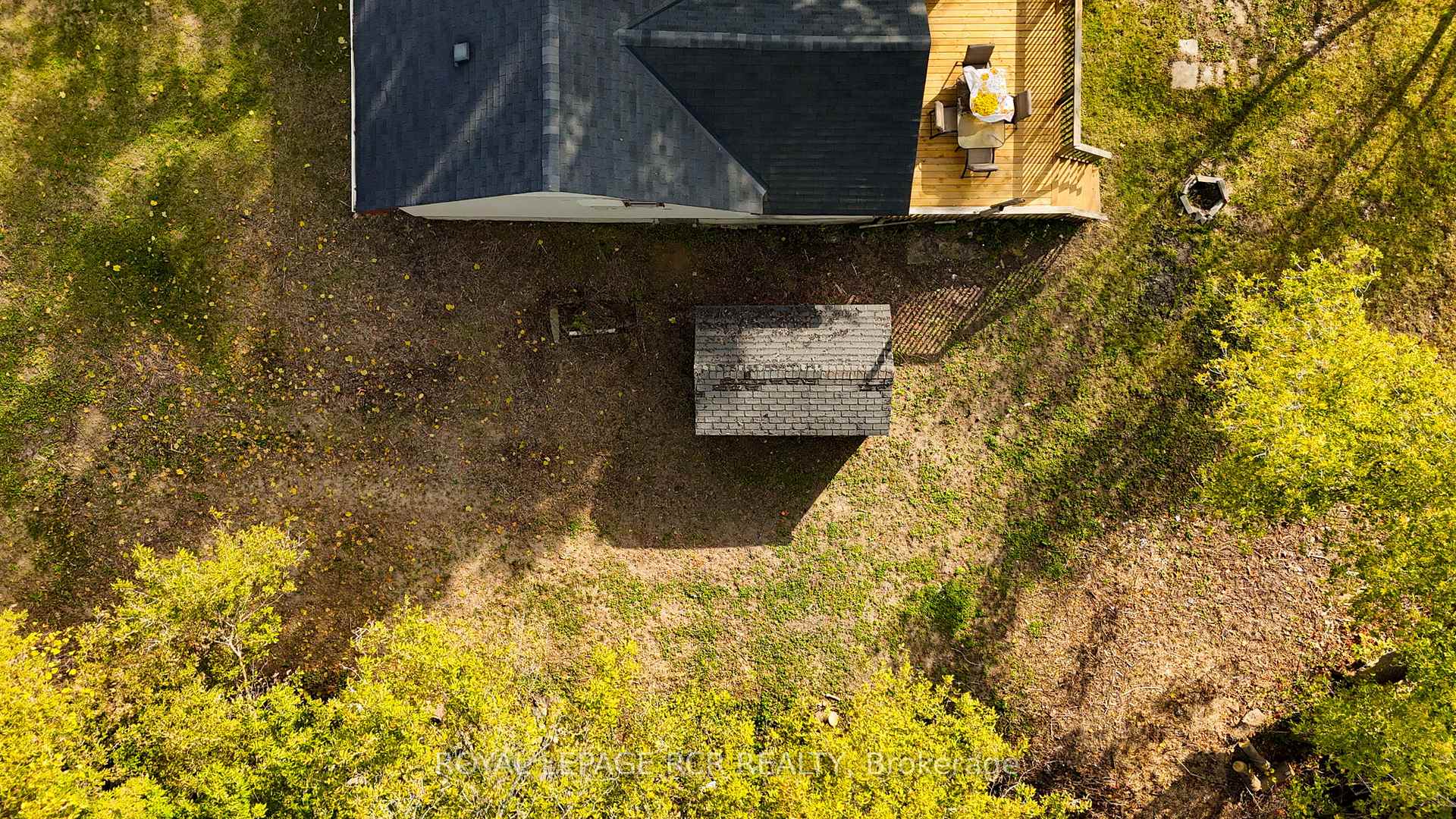Photo 24 of 612 Victoria Street E, New Tecumseth, Alliston — HOMEH