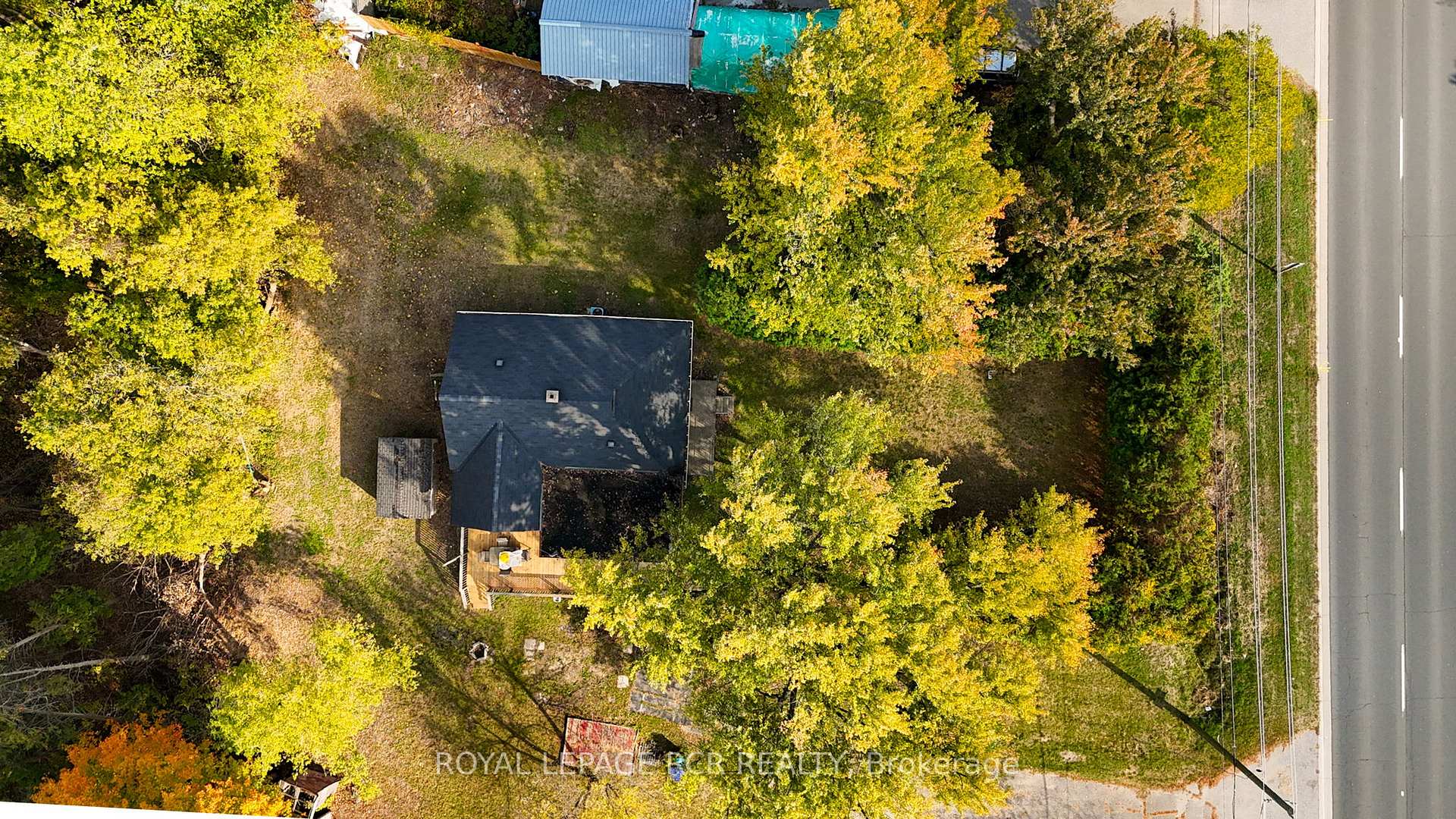 Photo 25 of 612 Victoria Street E, New Tecumseth, Alliston — HOMEH
