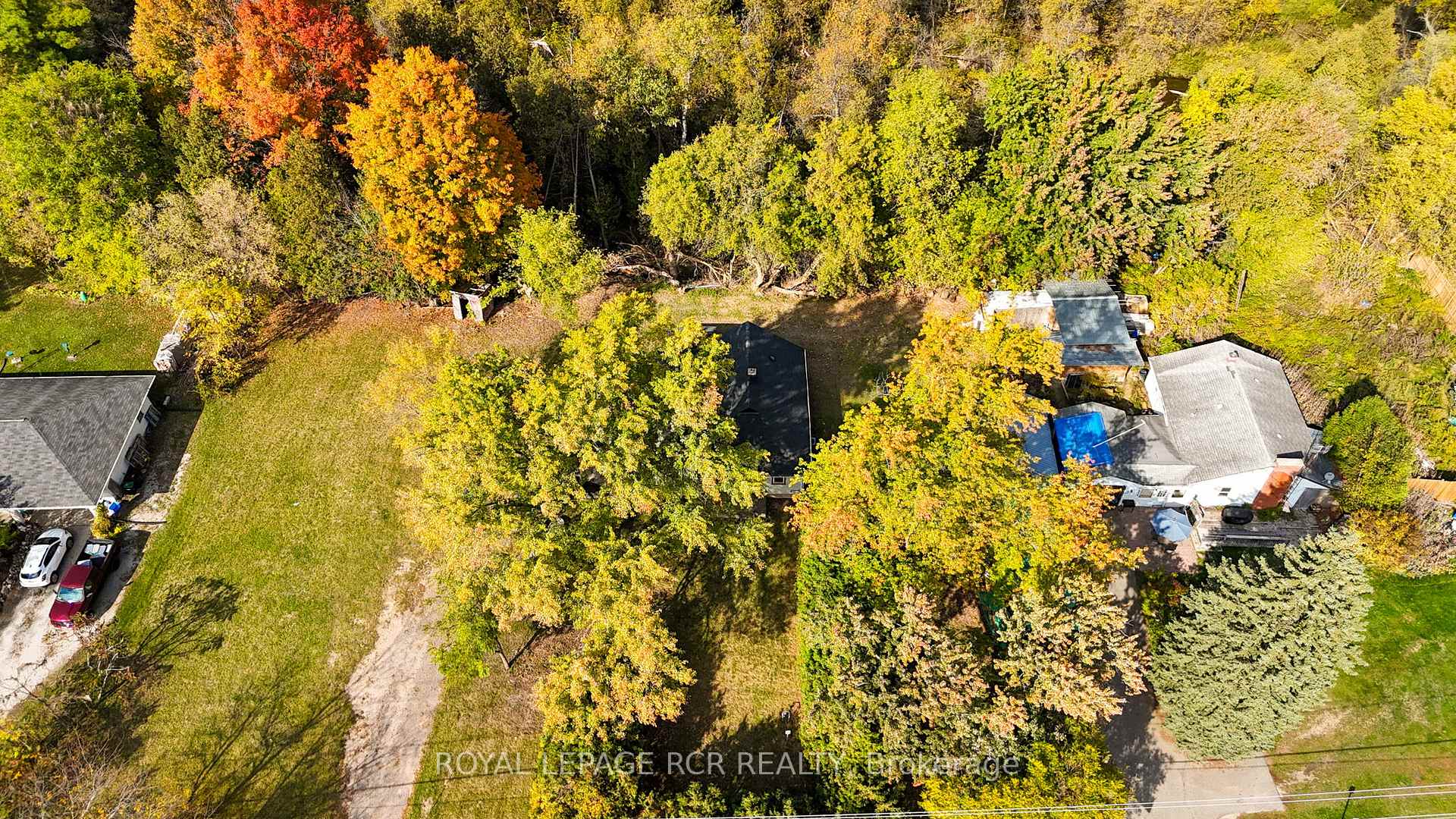 Photo 27 of 612 Victoria Street E, New Tecumseth, Alliston — HOMEH