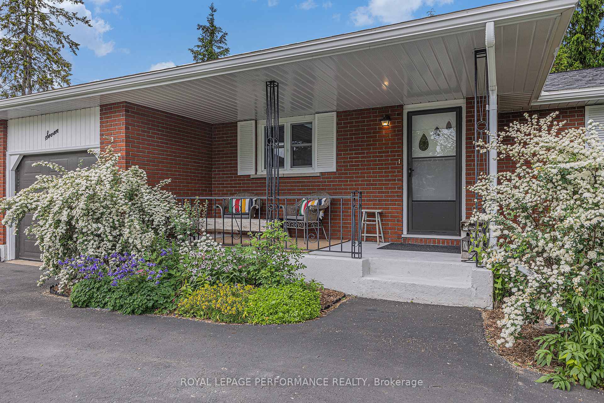 Photo 3 of 7 George Street, North Glengarry, Maxville — HOMEH