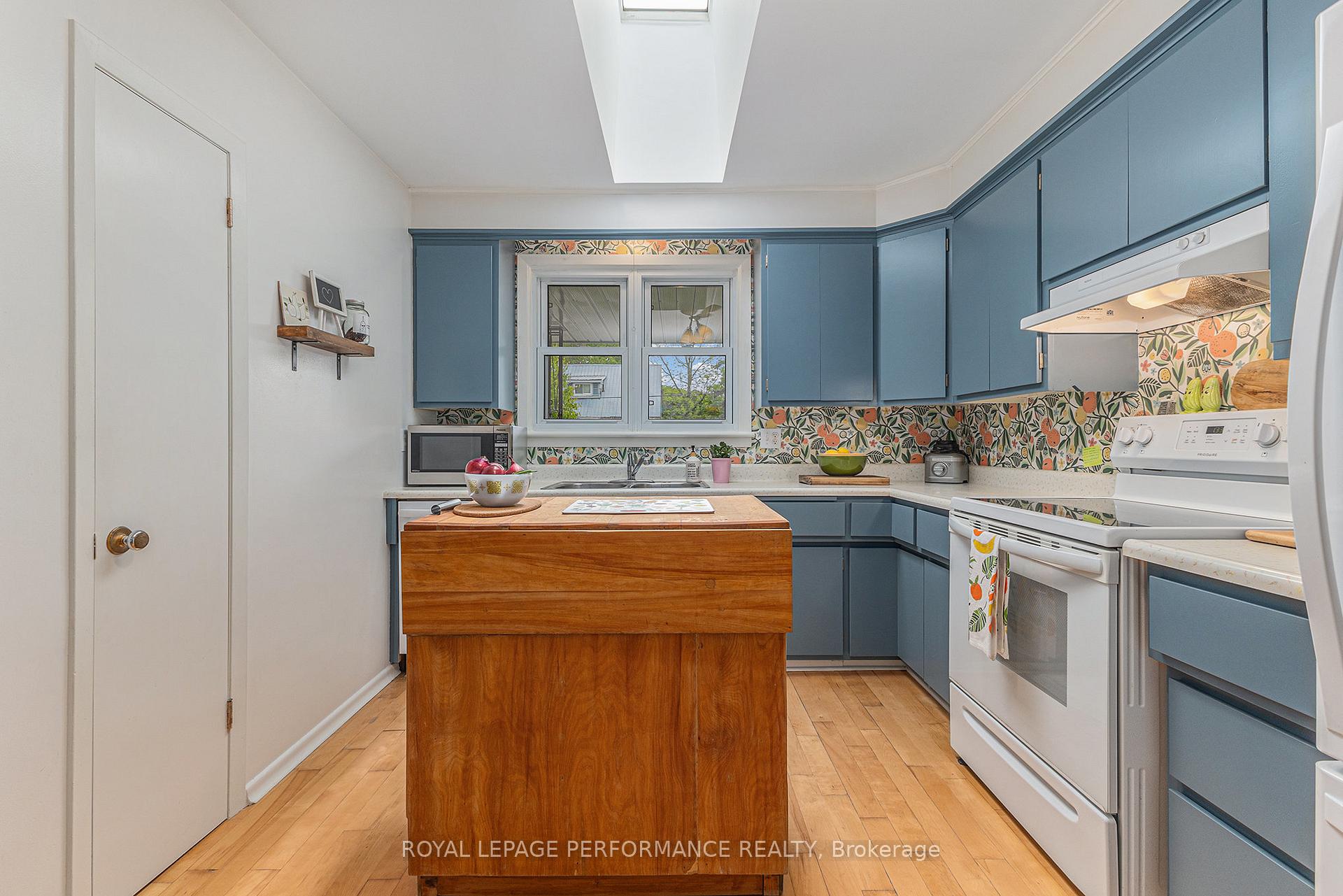 Photo 9 of 7 George Street, North Glengarry, Maxville — HOMEH